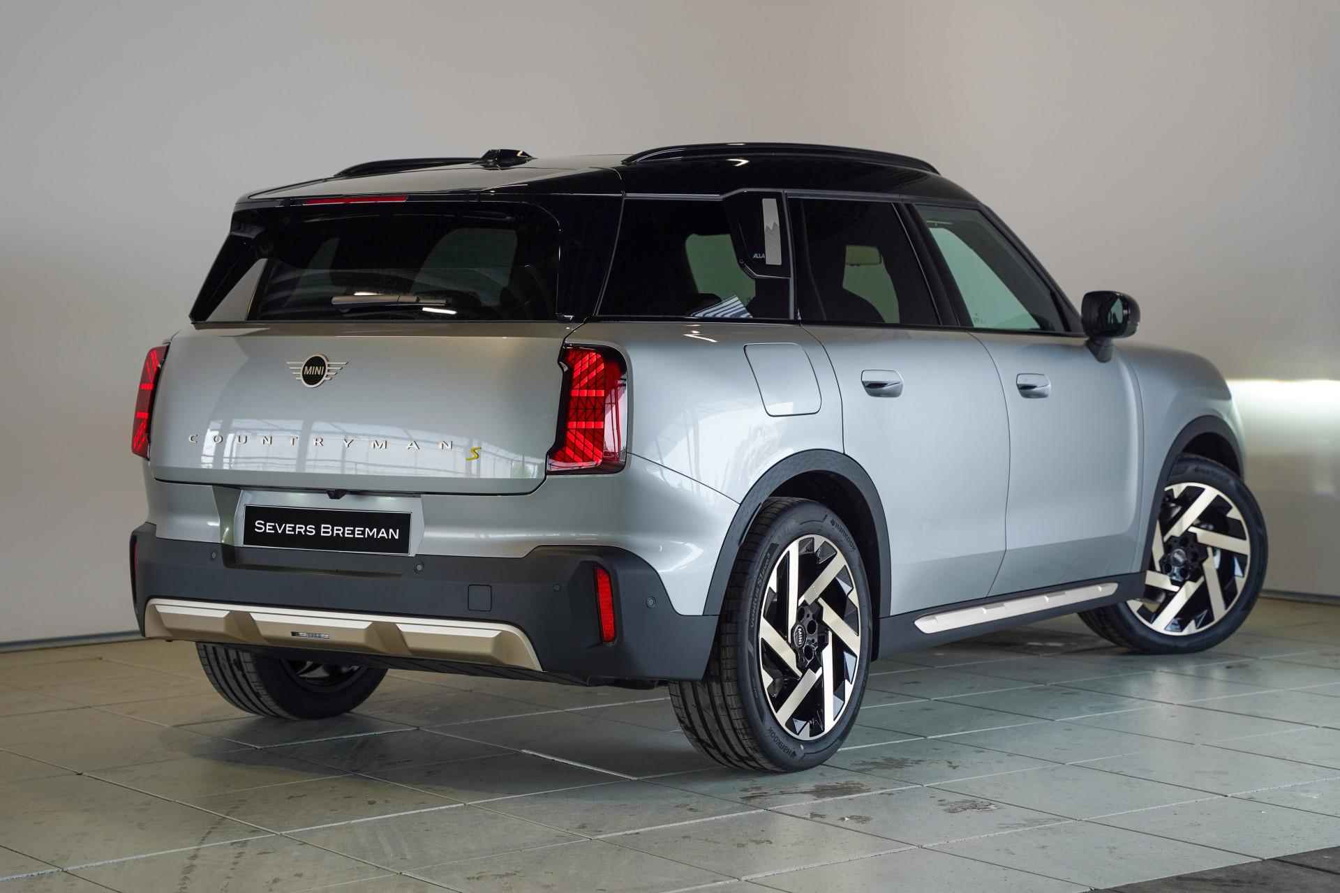 MINI Countryman SE ALL4 Favoured - 2/22