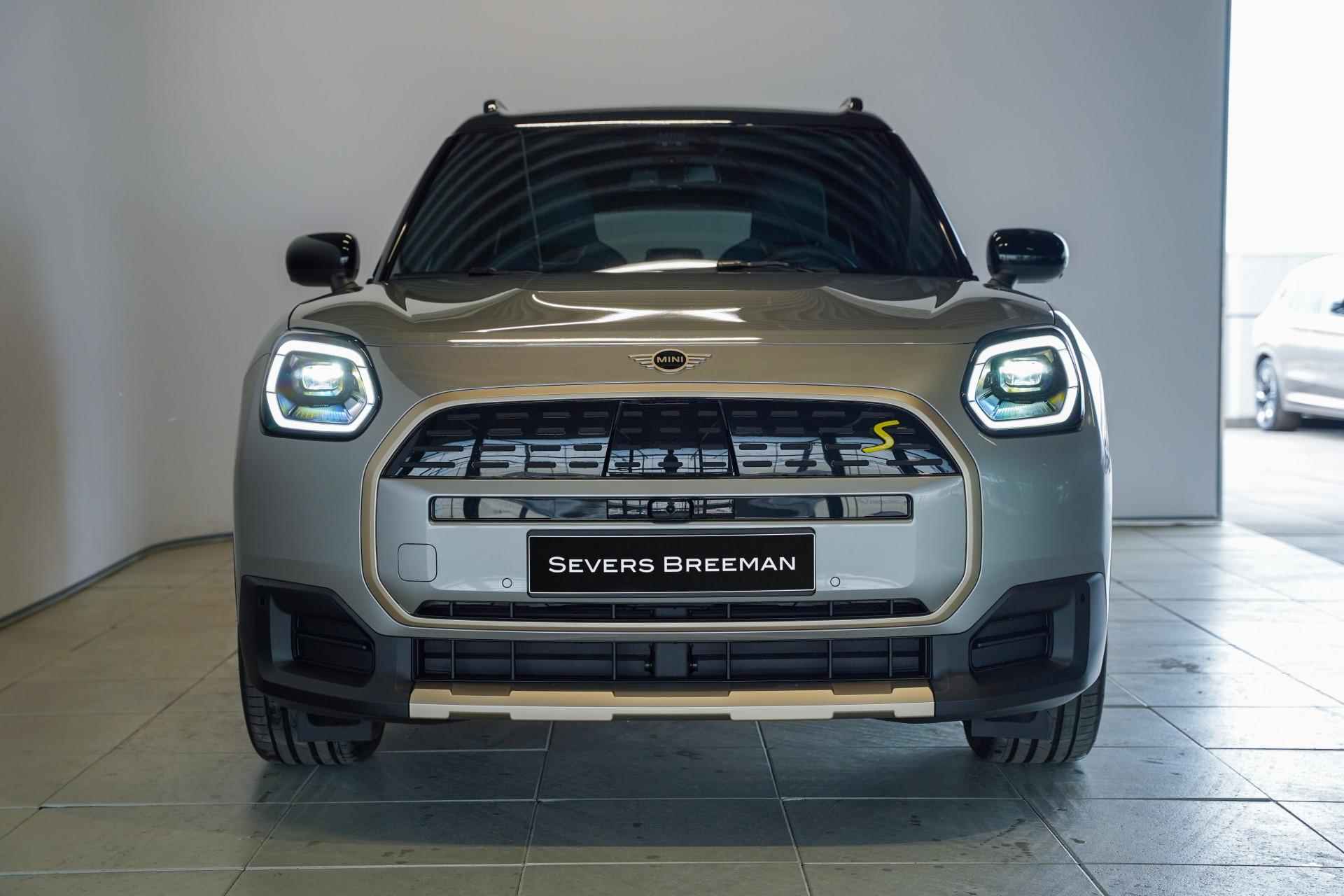 MINI Countryman SE ALL4 Favoured - 8/22