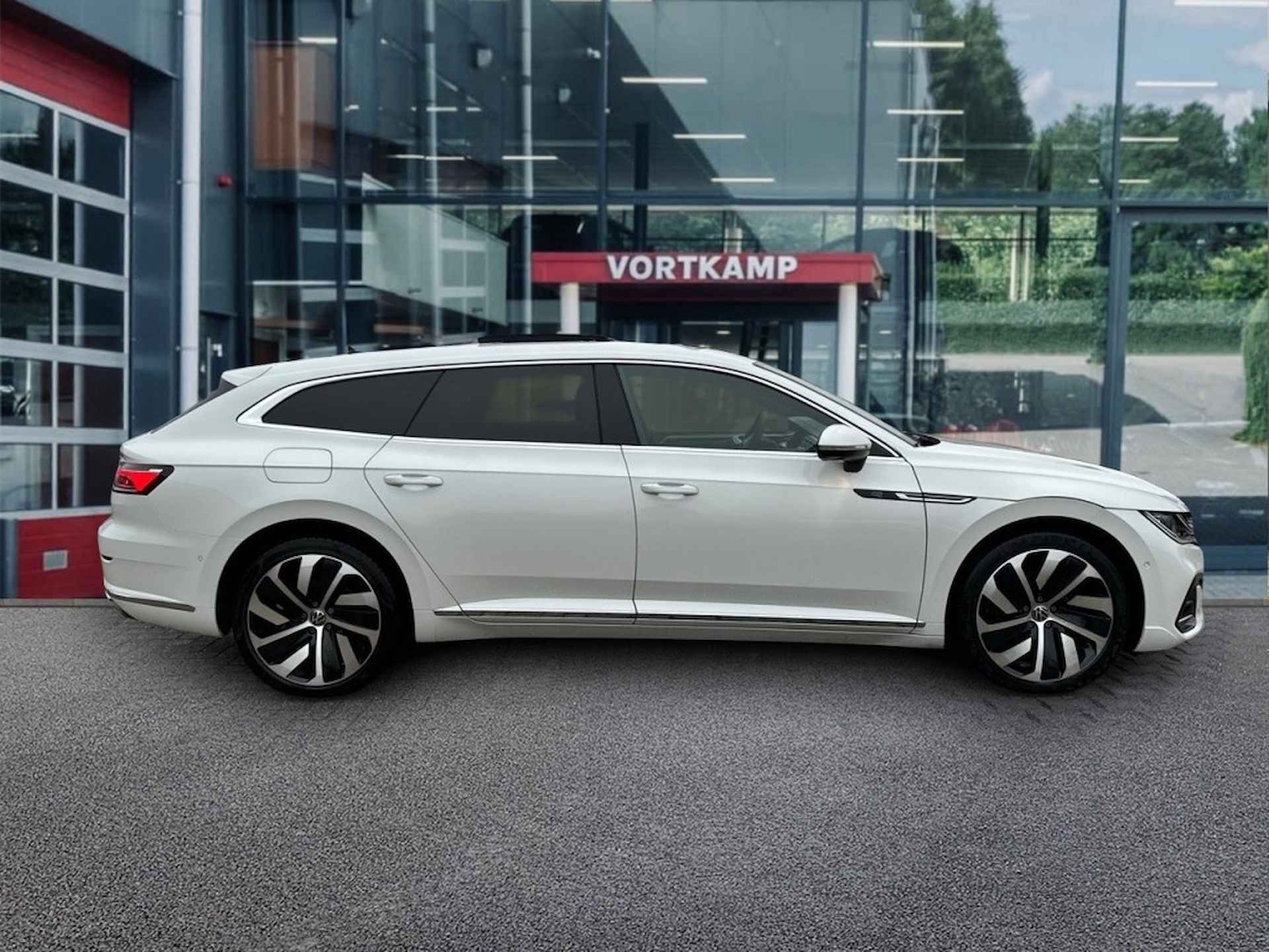 VOLKSWAGEN Arteon 1.4 TSI DSG R-LINE EHYBRID PANO-DAK/TREKHAAK/CAMERA/NAVI/ACC - 4/29