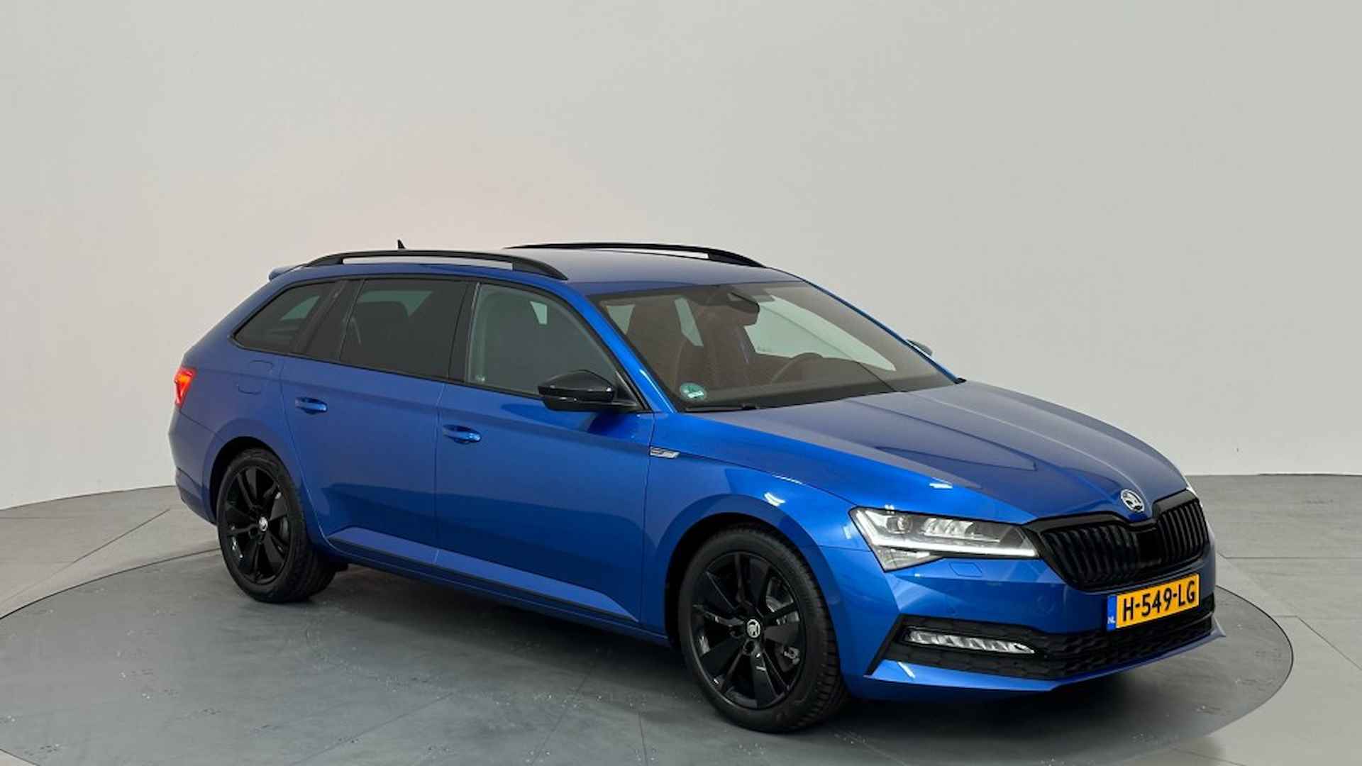 SKODA Superb 1.5 TSI DSG SPORTLINE BNS RACE BLUE METALLIC - 59/68