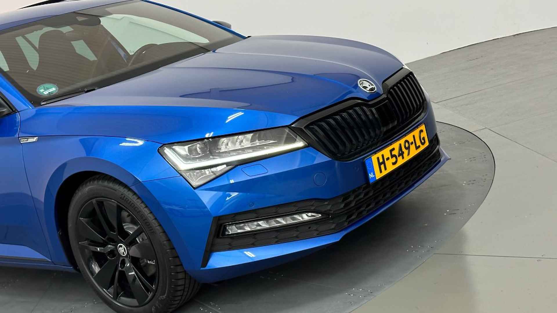 SKODA Superb 1.5 TSI DSG SPORTLINE BNS RACE BLUE METALLIC - 60/68