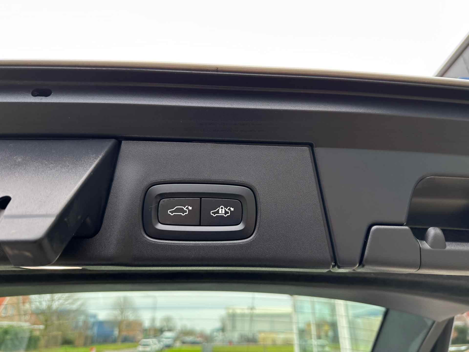 Volvo V90 B4 R Design HUD | Panorama Schuifdak - 13/31