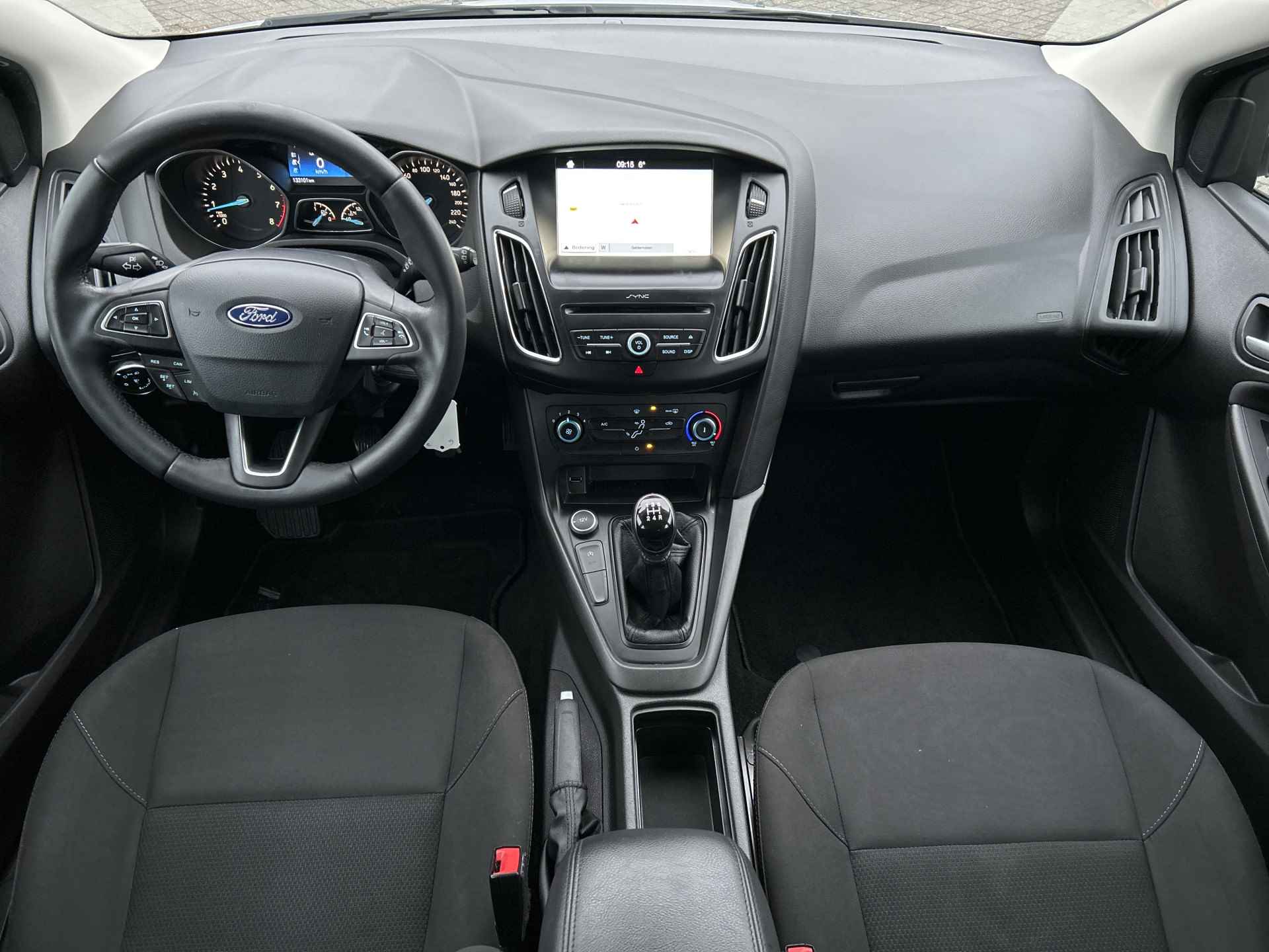 Ford Focus 1.0 Lease Edition | Cruise control | Parkeersensoren | Apple Carplay | Airco | Bluetooth - 2/12