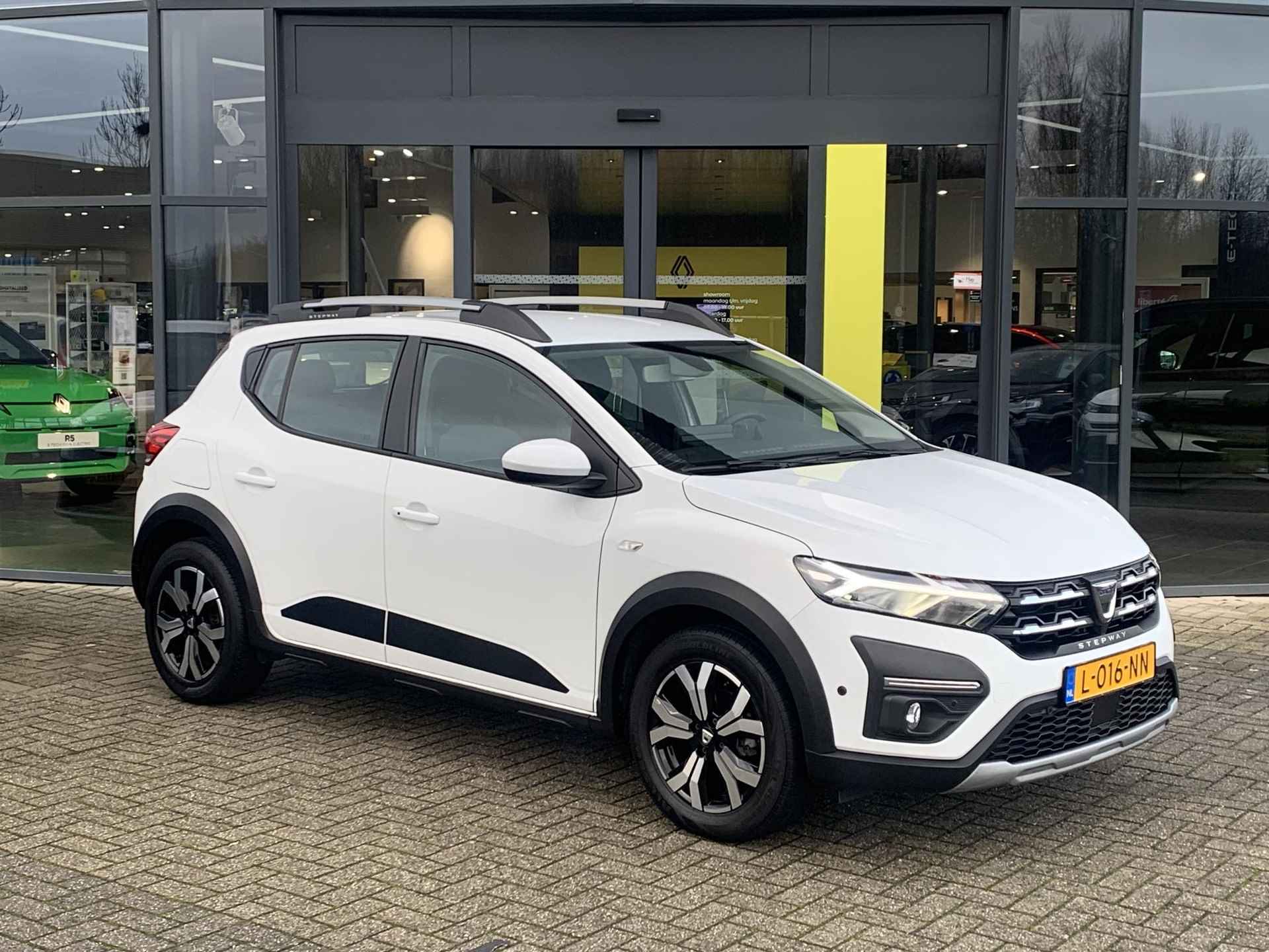 Dacia Sandero Stepway 1.0 TCe 100 Bi-Fuel Comfort Apple carplay/android auto | Lichtmetalen velgen | Achteruitrijcamera | Keyless entry/start | Parkeersensoren | - 3/20