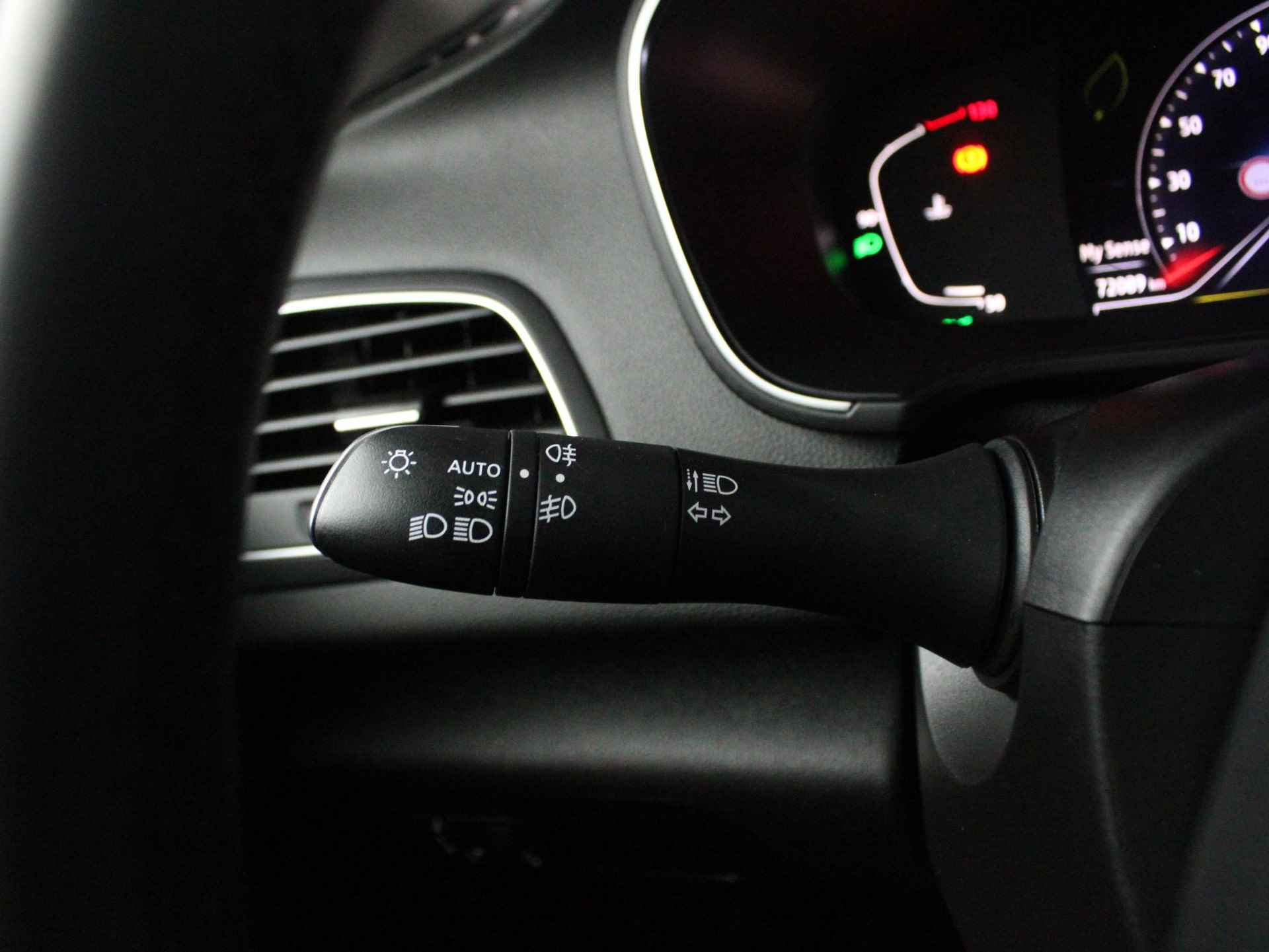 Renault Mégane 1.3 TCe 140 EDC Intens | AUTOMAAT | Navi | PDC | Clima | Cruise | Bluetooth | All-seasons | - 23/43