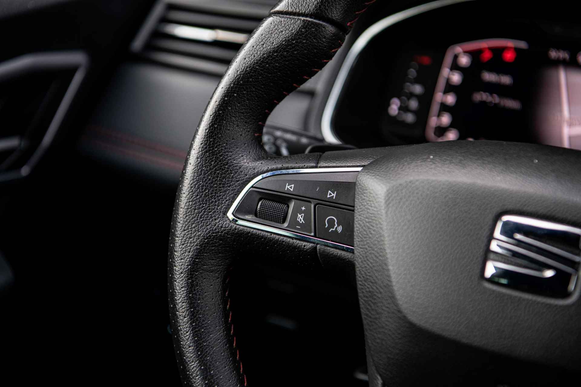 SEAT Ibiza 1.0 TSi 115 pk DSG-7 FR Business Intense | Full LED | Virtual Cockpit | Beats | 18" - 14/43