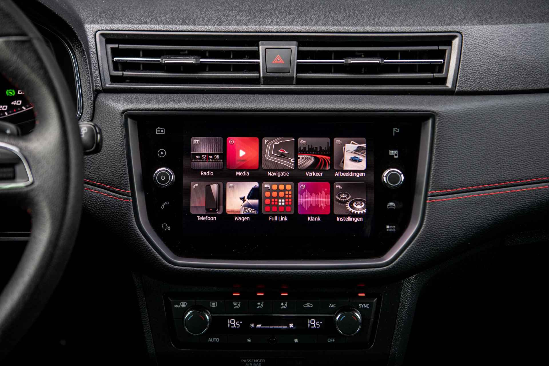 SEAT Ibiza 1.0 TSi 115 pk DSG-7 FR Business Intense | Full LED | Virtual Cockpit | Beats | 18" - 20/43