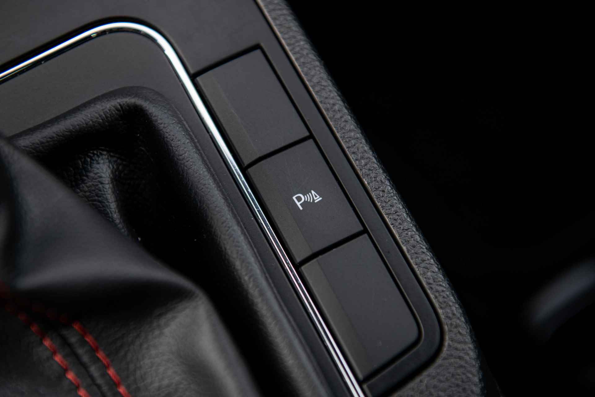 SEAT Ibiza 1.0 TSi 115 pk DSG-7 FR Business Intense | Full LED | Virtual Cockpit | Beats | 18" - 35/43