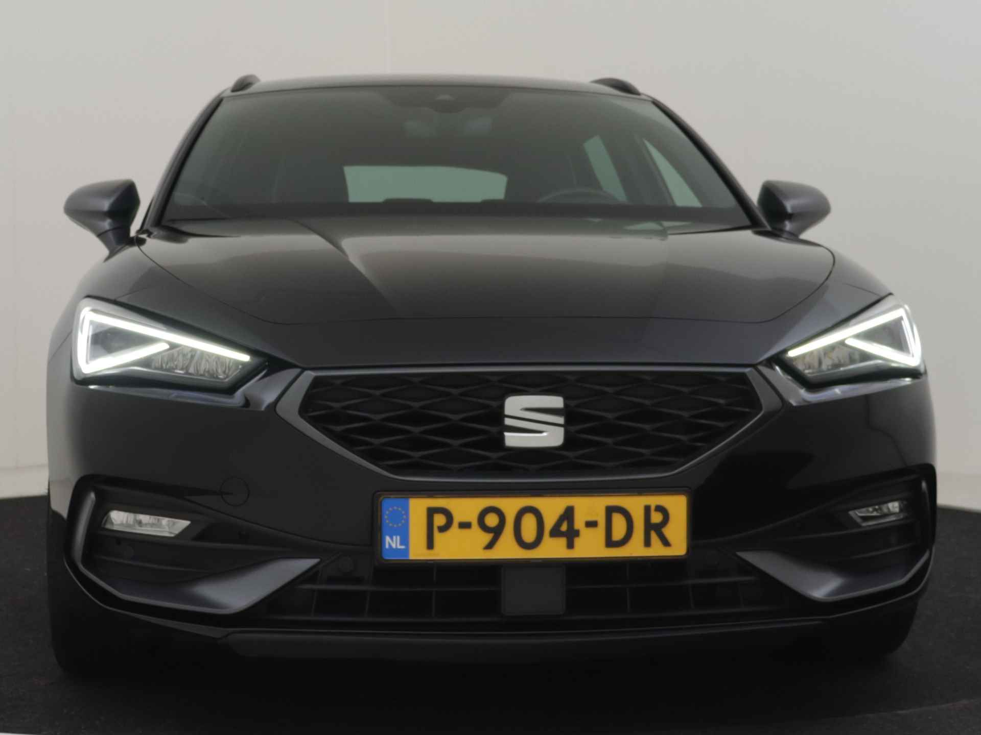 SEAT Leon Sportstourer 1.0 TSI FR Business Intense 111pk | Adaptief cruise control | Dodehoekdetectie | App connect | Full led koplampen | Park assist - 41/61