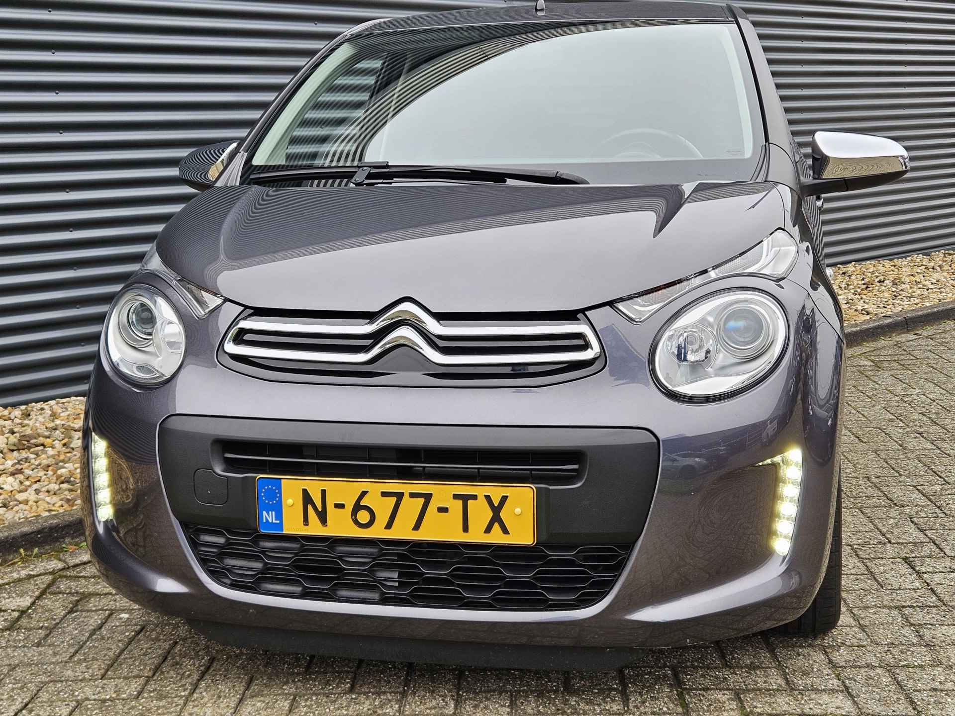 Citroën C1 1.0 VTi Feel | Airco | Camera | Touchscreen | Bluetooth | Navigatie via Apple Carplay of Android Auto| Donker Getint Glas Achter | Chroom Exterieur Pakket | - 12/38