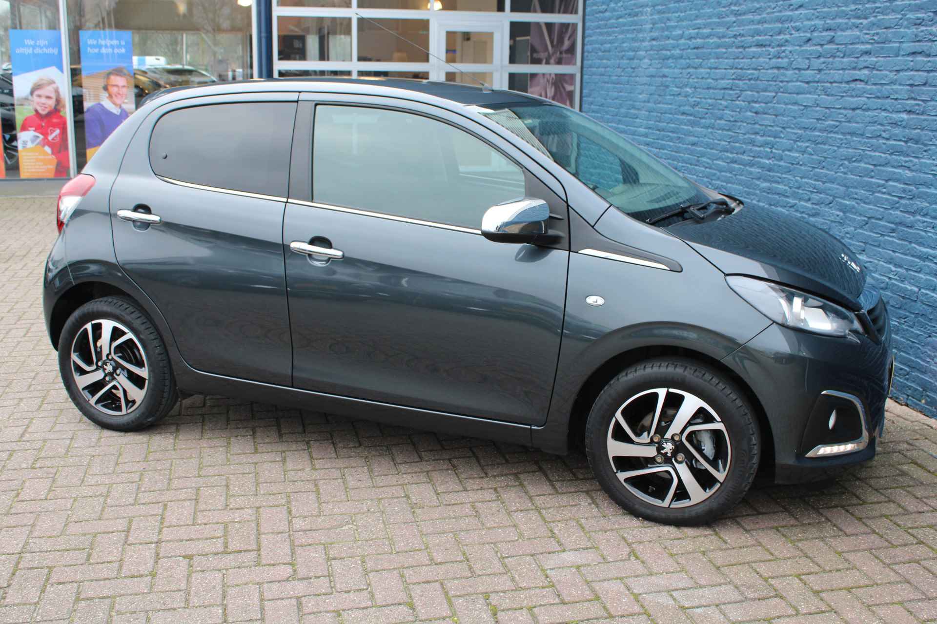 Peugeot 108 5drs 1.0 e-VTi Allure | Navi by app | Camera | Climate control | Lichtmetaal | - 8/28