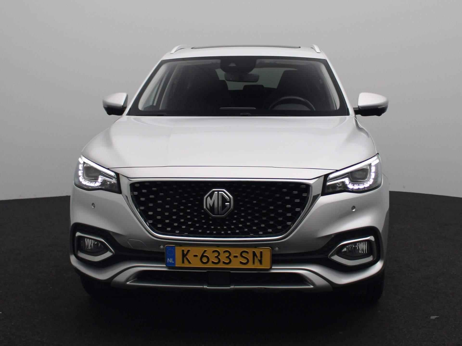 MG EHS 1.5 TGDI Luxury | 1e-Eigenaar | Panoramadak | Leder | Led Sfeerlicht | 360 Camera | Navi | Apple CarPlay | - 4/26