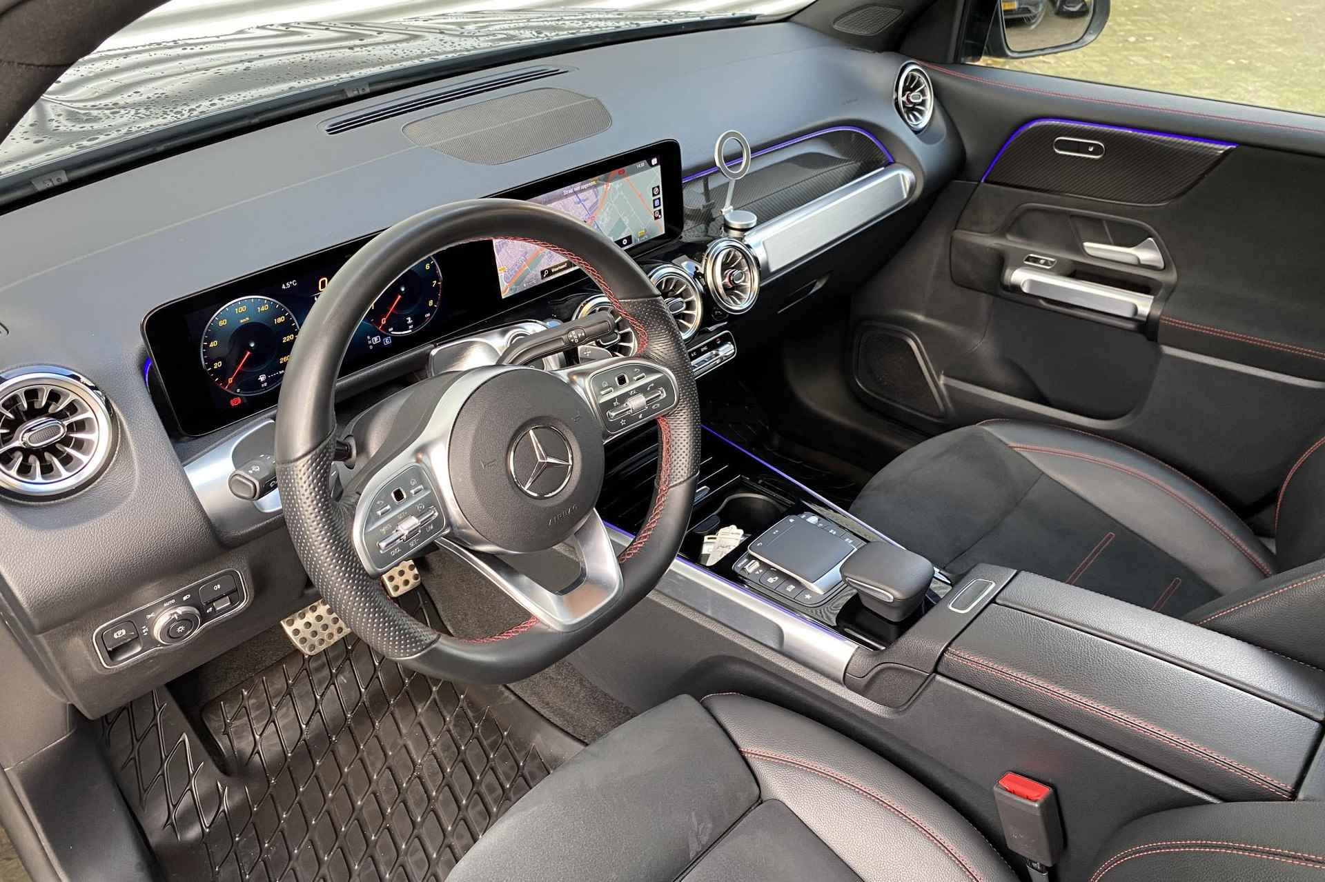 Mercedes-Benz GLB GLB 200 Automaat AMG Line 7-Persoons | Premium Plus Pakket | Nightpakket | Panoramadak | Multibeam LED | Sfeerverlichting | Keyless-Go | Trekhaak - 10/27