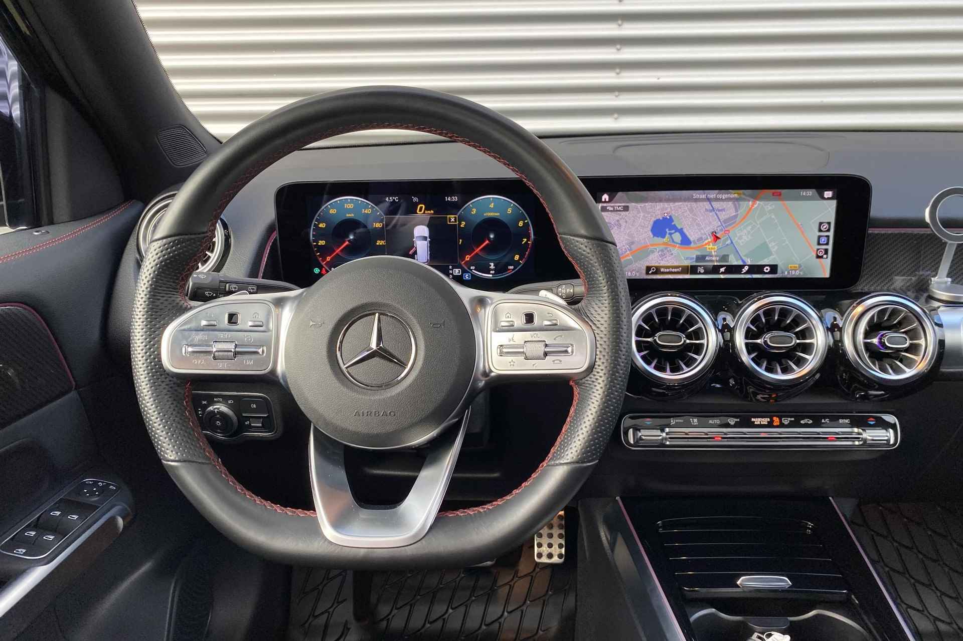 Mercedes-Benz GLB GLB 200 Automaat AMG Line 7-Persoons | Premium Plus Pakket | Nightpakket | Panoramadak | Multibeam LED | Sfeerverlichting | Keyless-Go | Trekhaak - 12/27