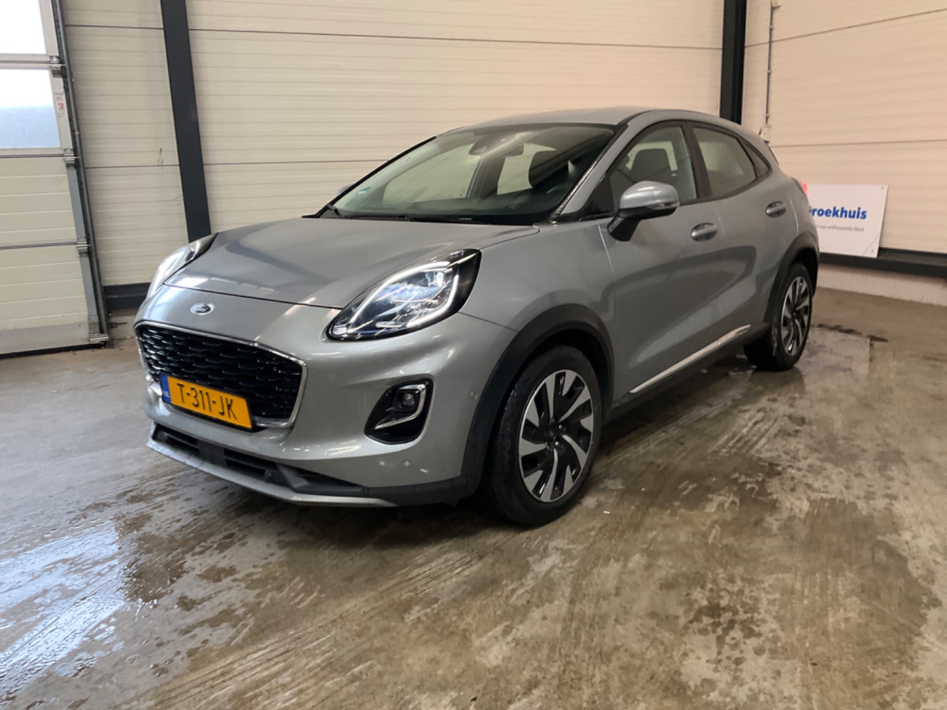 Ford Puma 1.0 EcoBoost Hybrid Titanium | Led | Navigatie | Apple Carplay & Android Auto | Parkeersensoren | Airco | Cruise Control | 1e Ei