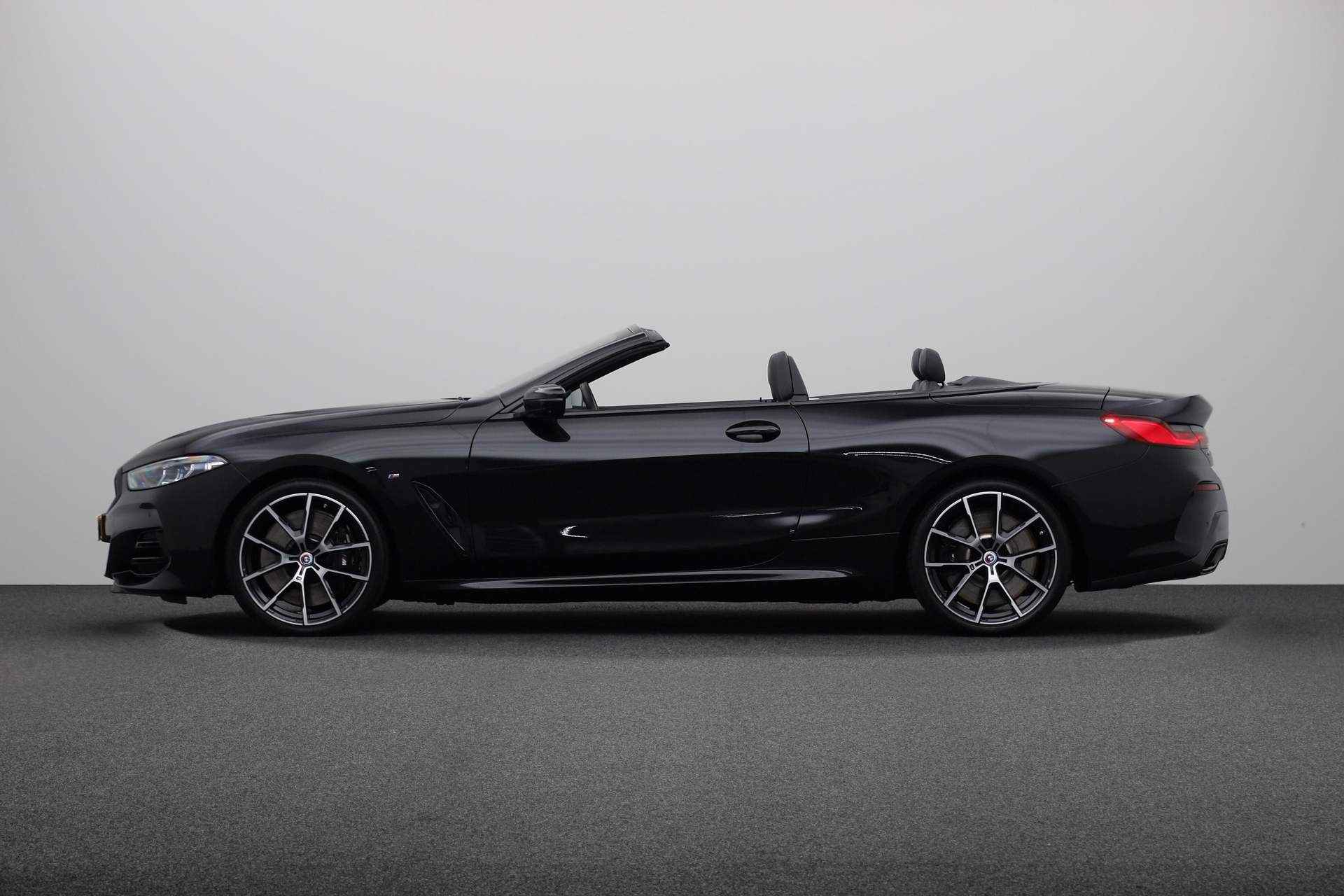 BMW 8 Serie Cabrio M850i xDrive High Executive | BMW Laserlight | Soft-Close Portieren | Stoelventilatie Voor Beide Voorstoelen | Nekverwarmer | . - 12/34