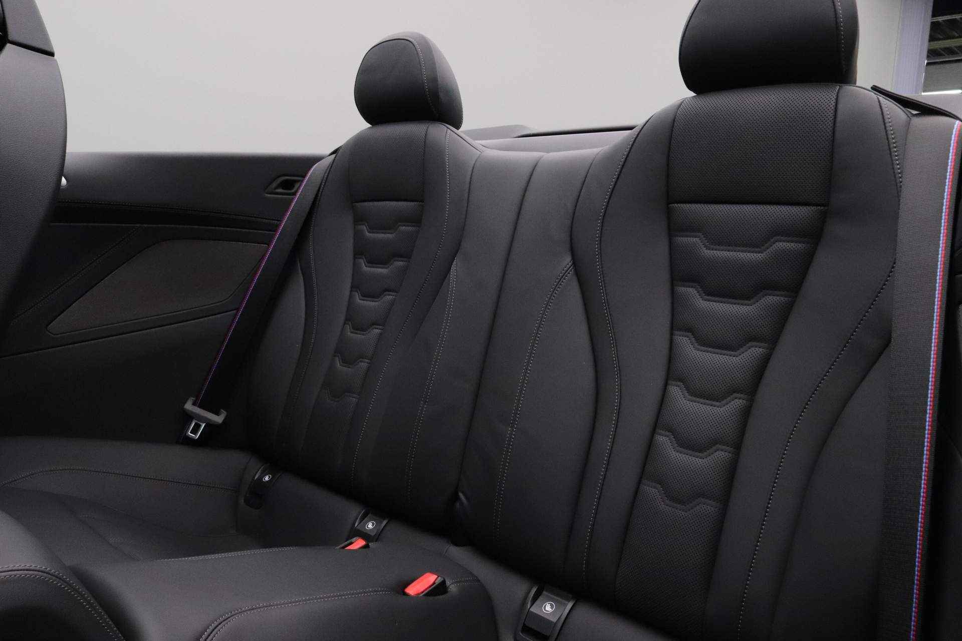 BMW 8 Serie Cabrio M850i xDrive High Executive | BMW Laserlight | Soft-Close Portieren | Stoelventilatie Voor Beide Voorstoelen | Nekverwarmer | . - 20/34