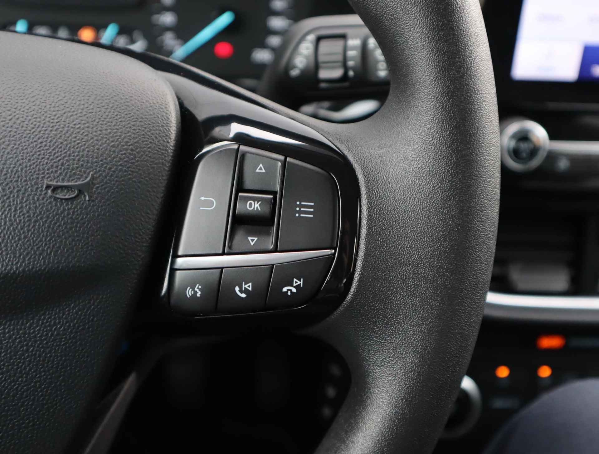 Ford Fiesta 1.1 Trend | Navigatie | Parkersensoren | Cruise Control| Apple Carplay & Android Auto | Airco | Lichtmetaal - 21/55