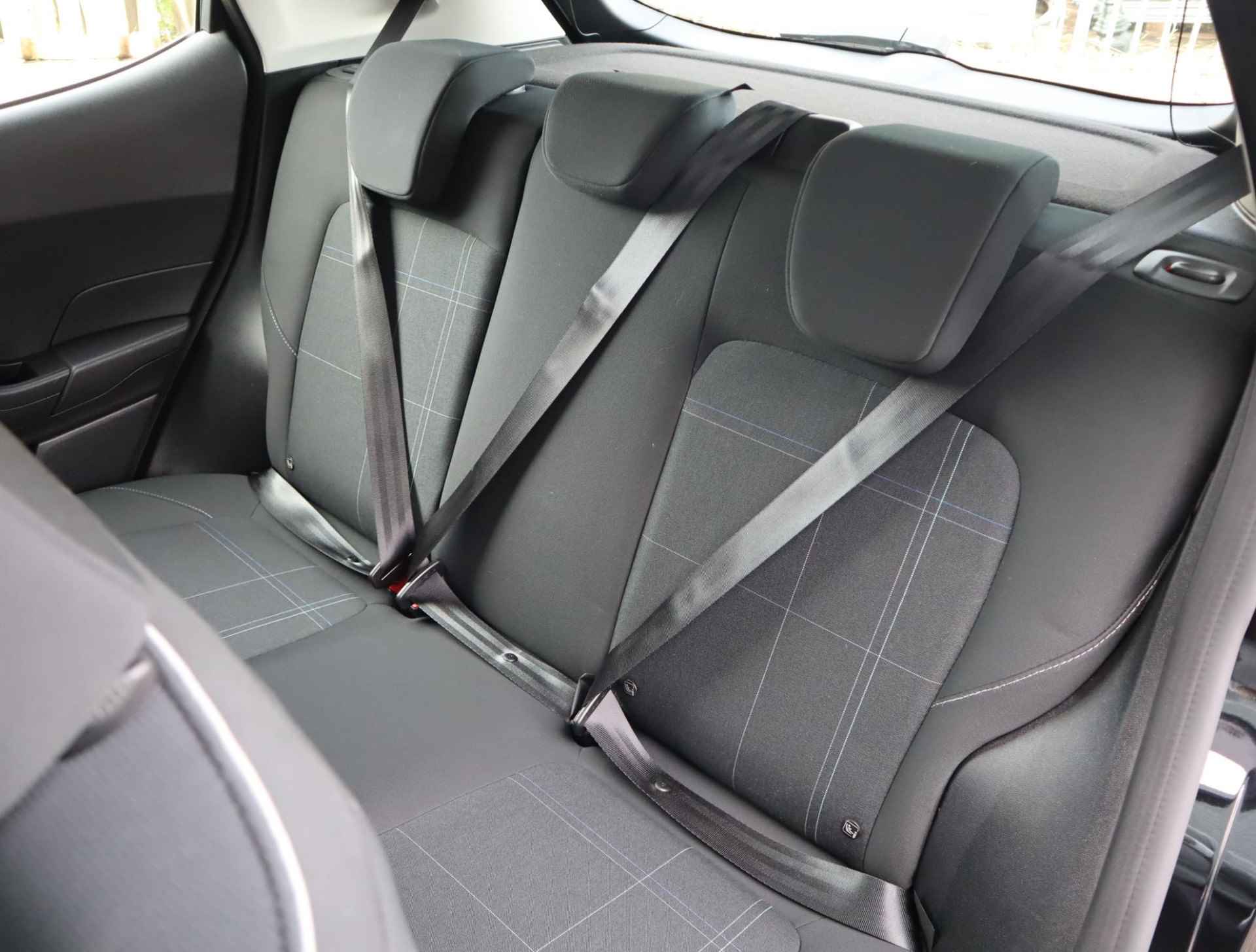 Ford Fiesta 1.1 Trend | Navigatie | Parkersensoren | Cruise Control| Apple Carplay & Android Auto | Airco | Lichtmetaal - 45/55