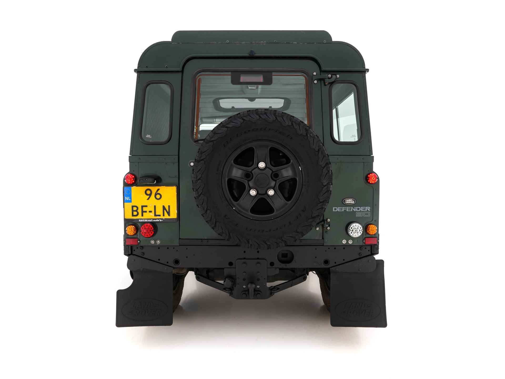 Land Rover Defender 2.5 Td5 90" County Hard Top *YOUNGTIMER* *SUNROOF | 4X4 | FULL-LED | RADIO-CD | TOWBAR | 16''ALU* - 5/23