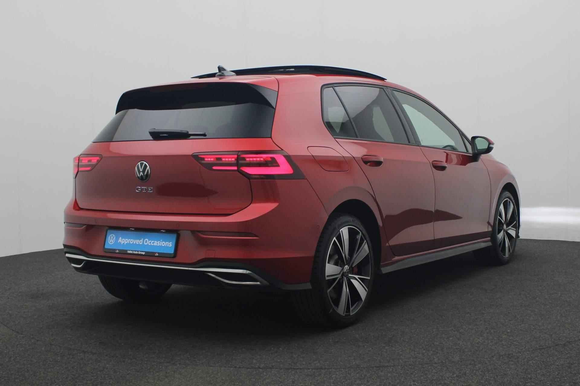 Volkswagen Golf 1.4 245PK DSG eHybrid GTE | Pano | LED mistlampen | IQ Light | Keyless | 18 inch | Camera | Adapt. Cruise | Navi | Apple Carplay / Android Auto - 5/43