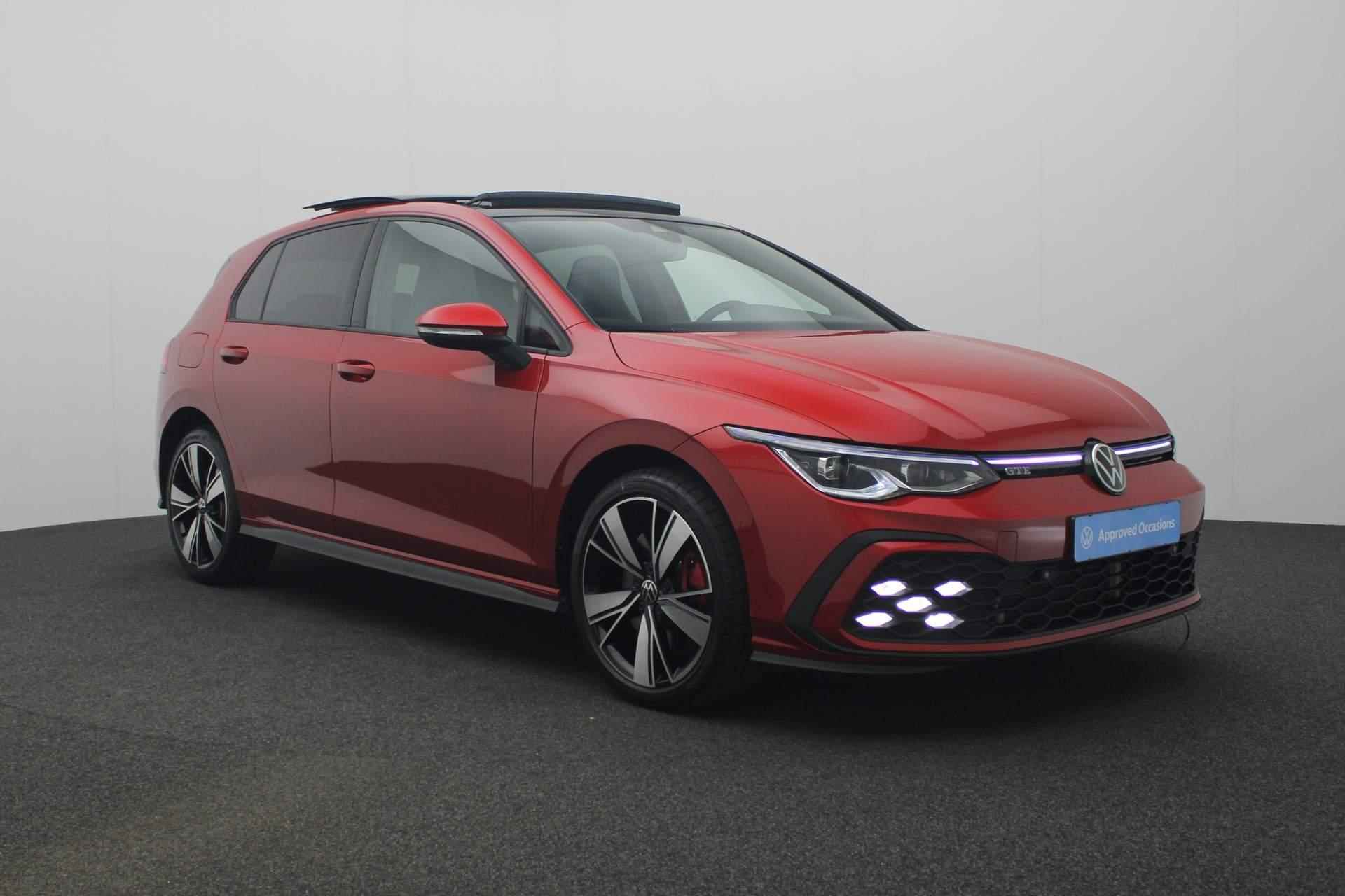 Volkswagen Golf 1.4 245PK DSG eHybrid GTE | Pano | LED mistlampen | IQ Light | Keyless | 18 inch | Camera | Adapt. Cruise | Navi | Apple Carplay / Android Auto - 36/43