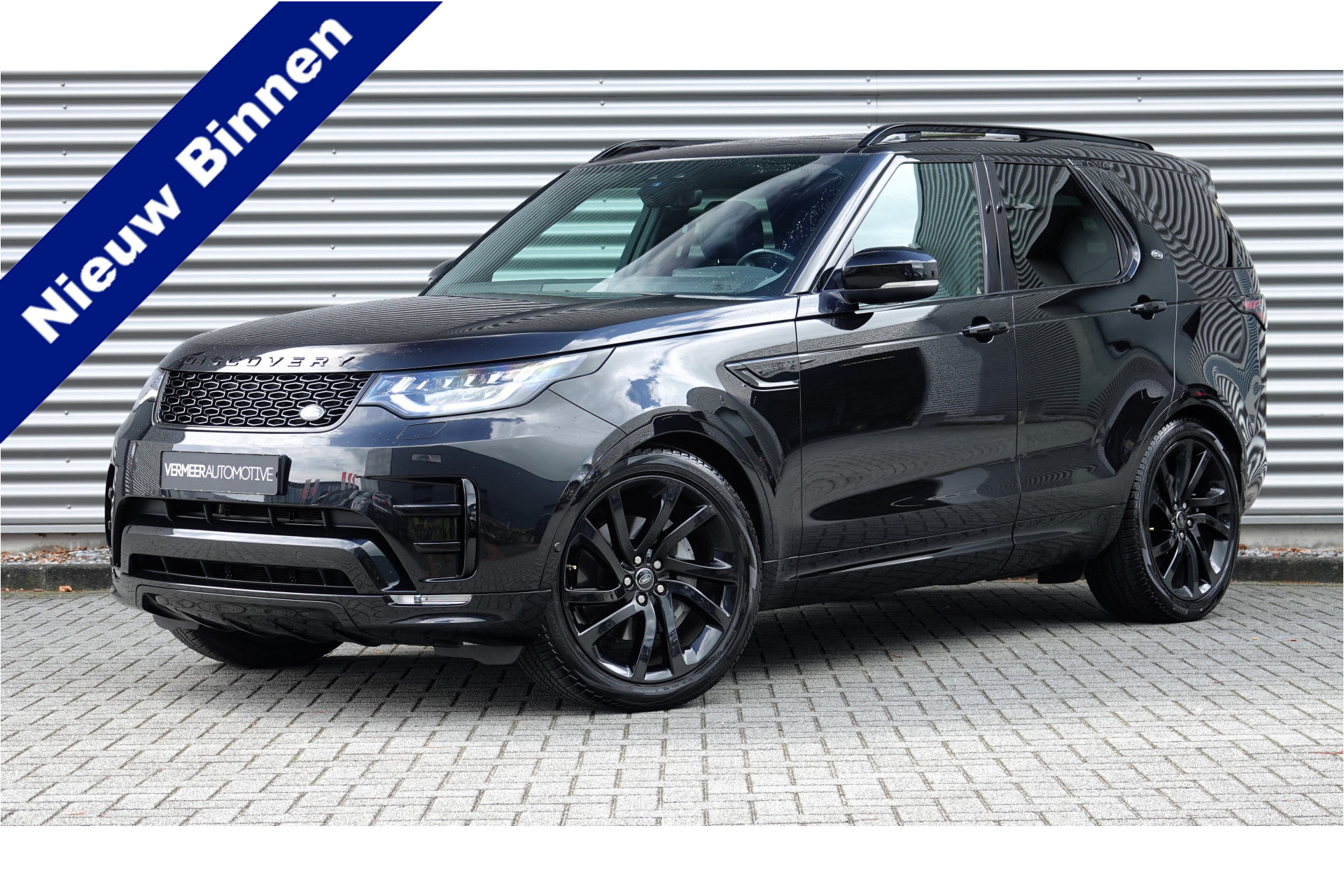 Land Rover Discovery 3.0 Sd6 Landmark Edition 7p. Black Optik | Panoramadak | LED | 7 persoons |