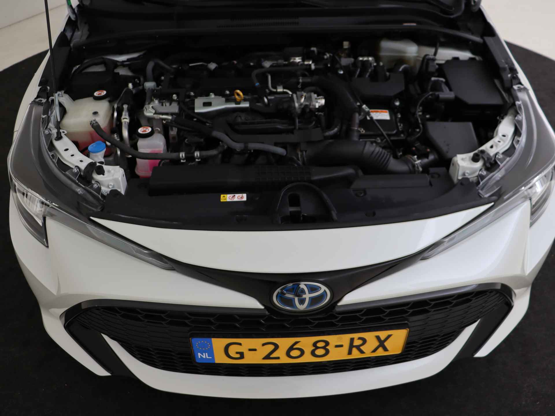 Toyota Corolla 2.0 Hybrid Dynamic I Navigatie I Climate Control I Cruise Control Adaptief I Camera I USB I 1e Eigenaar I - 36/41