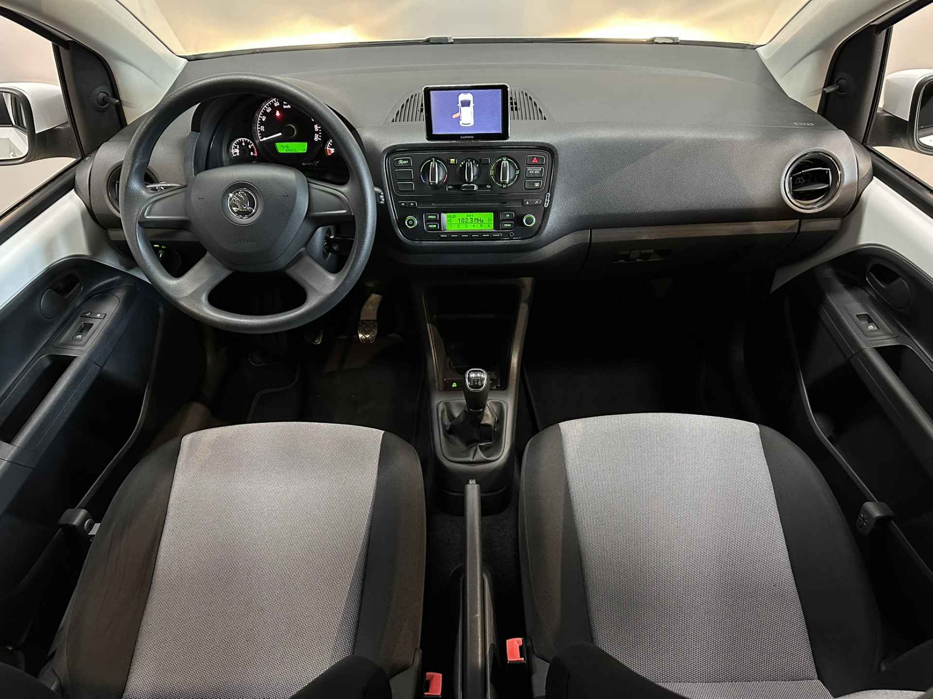 Škoda Citigo 1.0 Greentech Sprint 2e EIG. | Airco | Cruise Control | Elek ramen | Navigatie | 14" Velgen | Isofix | NAP | - 20/37