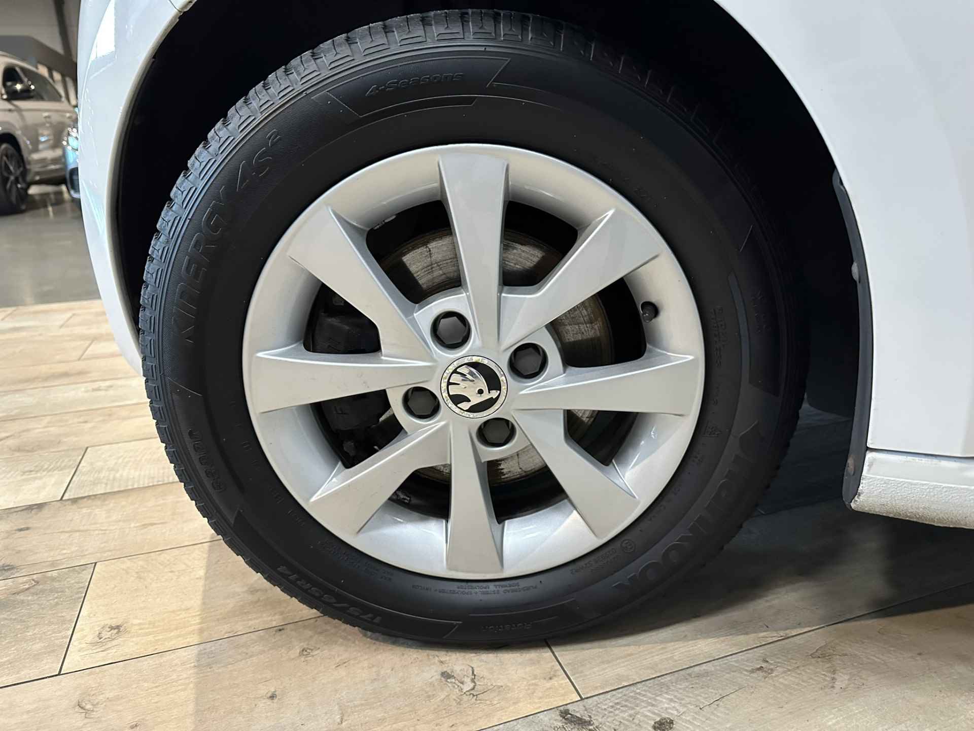 Škoda Citigo 1.0 Greentech Sprint 2e EIG. | Airco | Cruise Control | Elek ramen | Navigatie | 14" Velgen | Isofix | NAP | - 36/37