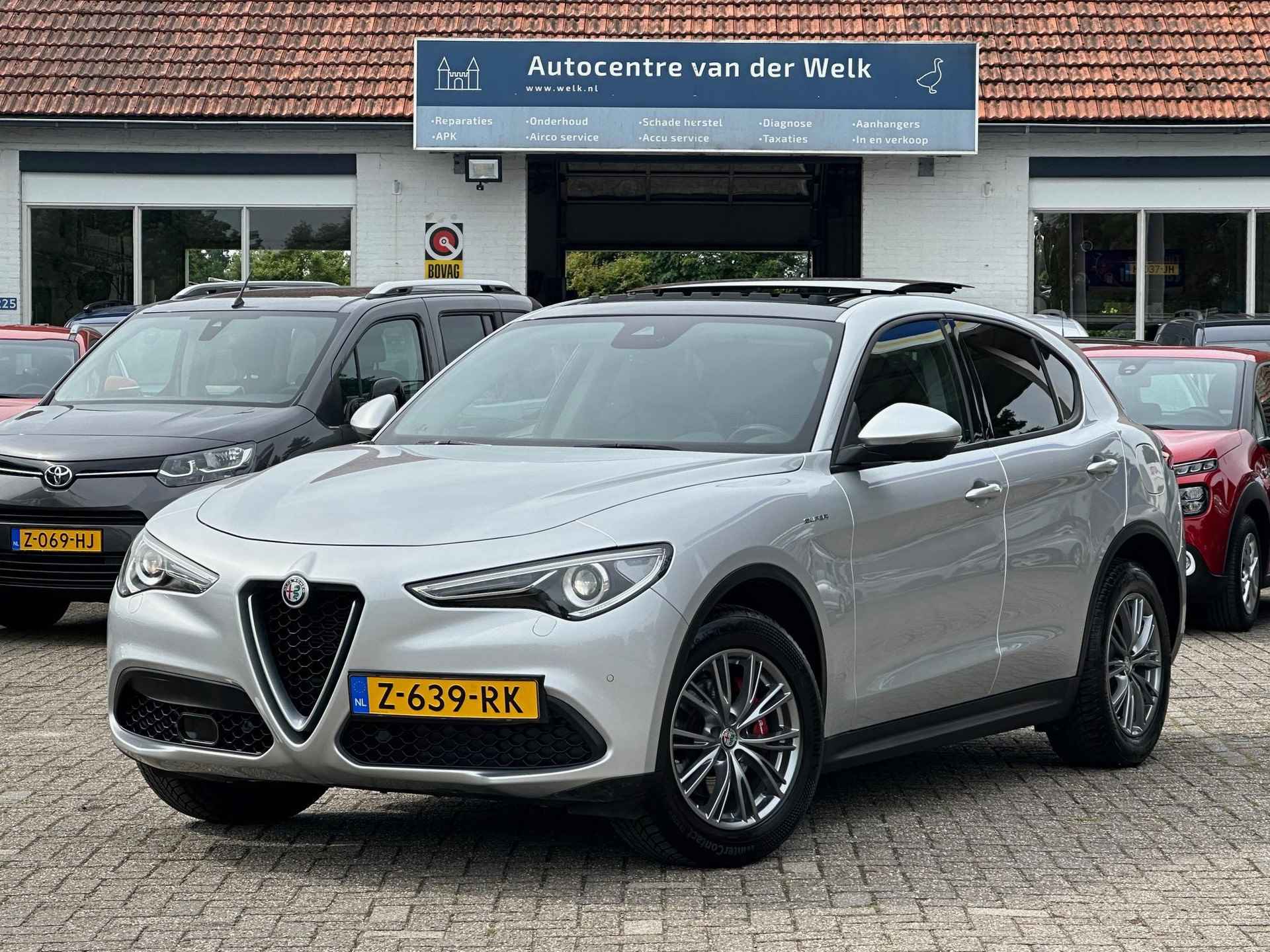 Alfa Romeo Stelvio 2.0 T AWD Sprint PANO | NAVI | KLIMA | BOVAG! - 2/35