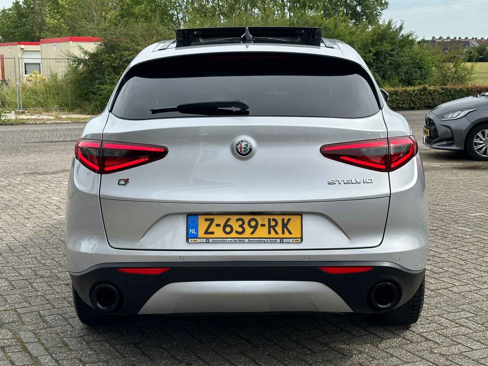 Alfa Romeo Stelvio 2.0 T AWD Sprint PANO | NAVI | KLIMA | BOVAG! - 6/35