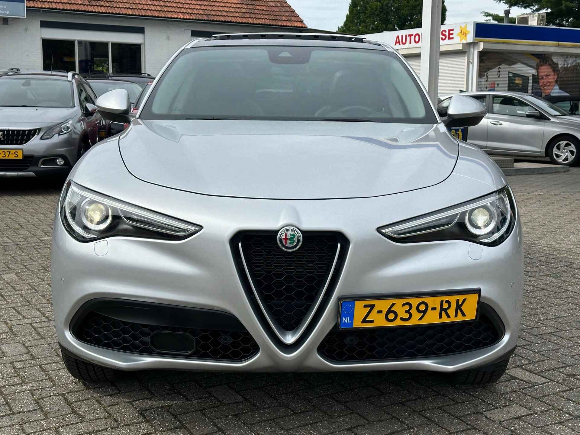 Alfa Romeo Stelvio 2.0 T AWD Sprint PANO | NAVI | KLIMA | BOVAG! - 10/35