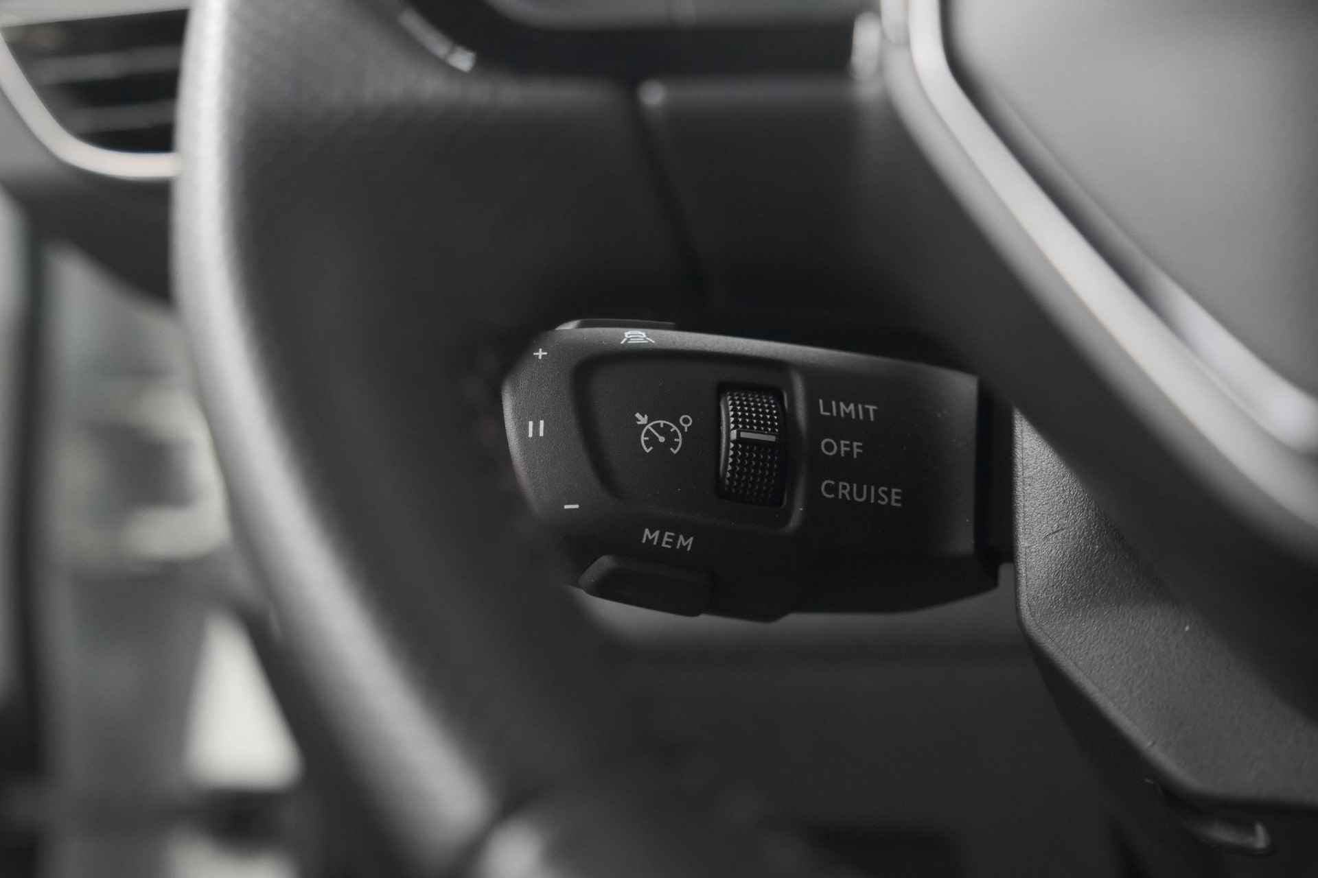 Peugeot 3008 PureTech 130 GT | Camera | Adaptieve Cruise Control | Elektronische Achterklep - 38/78