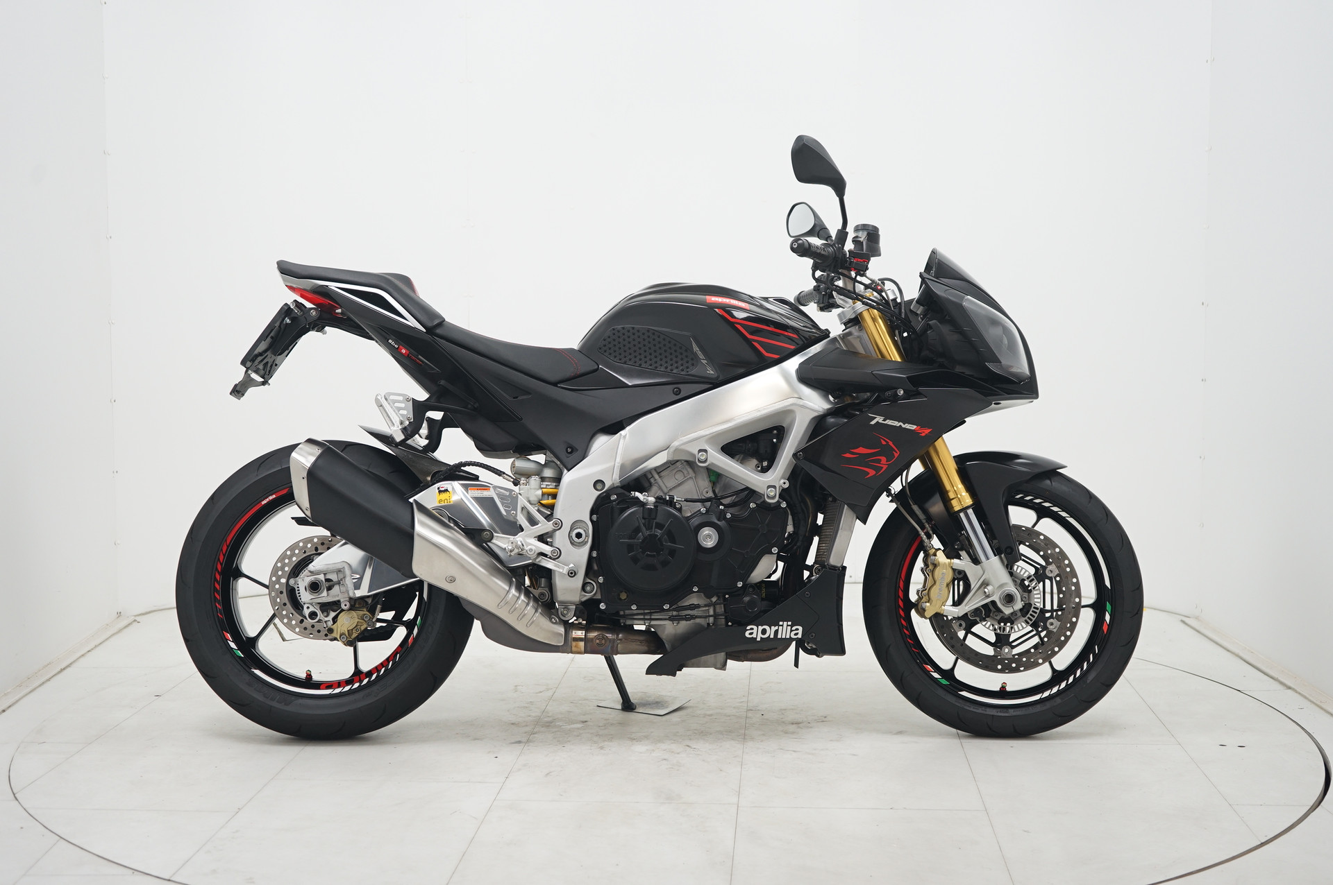 Aprilia TUONO V4 APRC