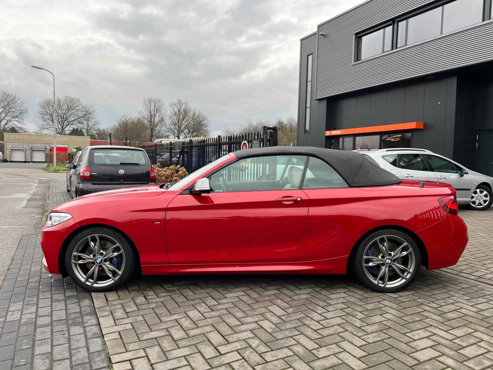 BMW 2-serie Cabrio M240i High Executive - 4/37