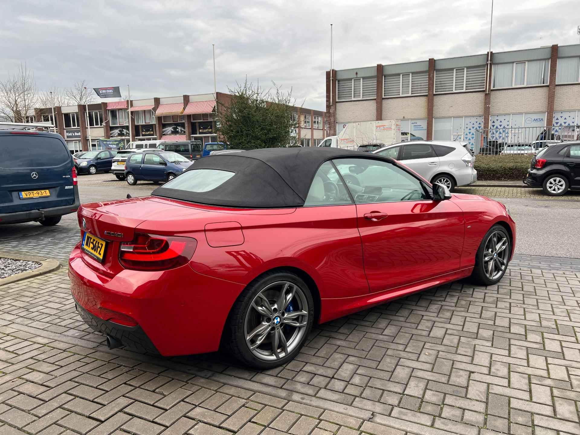 BMW 2-serie Cabrio M240i High Executive - 9/37