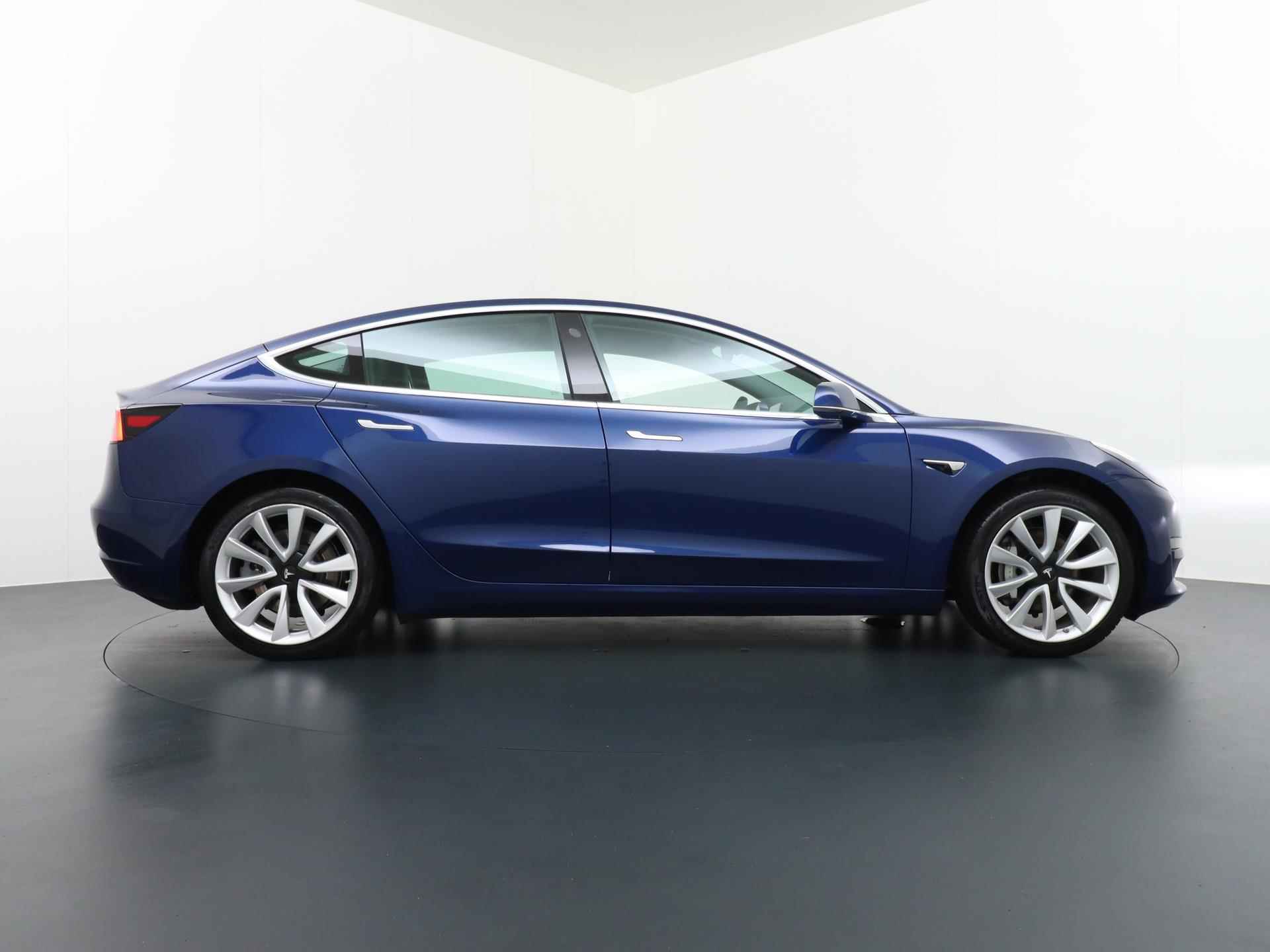 Tesla Model 3 Long Range AWD 75 kWh | ORIG. NL. NAP KM. | 1000KG TREKGEWICHT | 1E EIGENAAR - 9/46