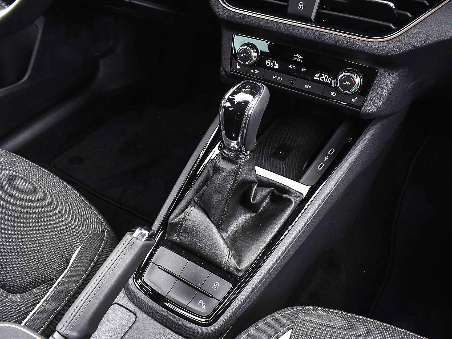 Škoda Scala Business Edition 1.0 81 kW / 110 pk TSI Hatchback DSG-7 | 17 Inch | Parkeersensoren | Kessy | 2000,- Euro extra korting! - 34/38