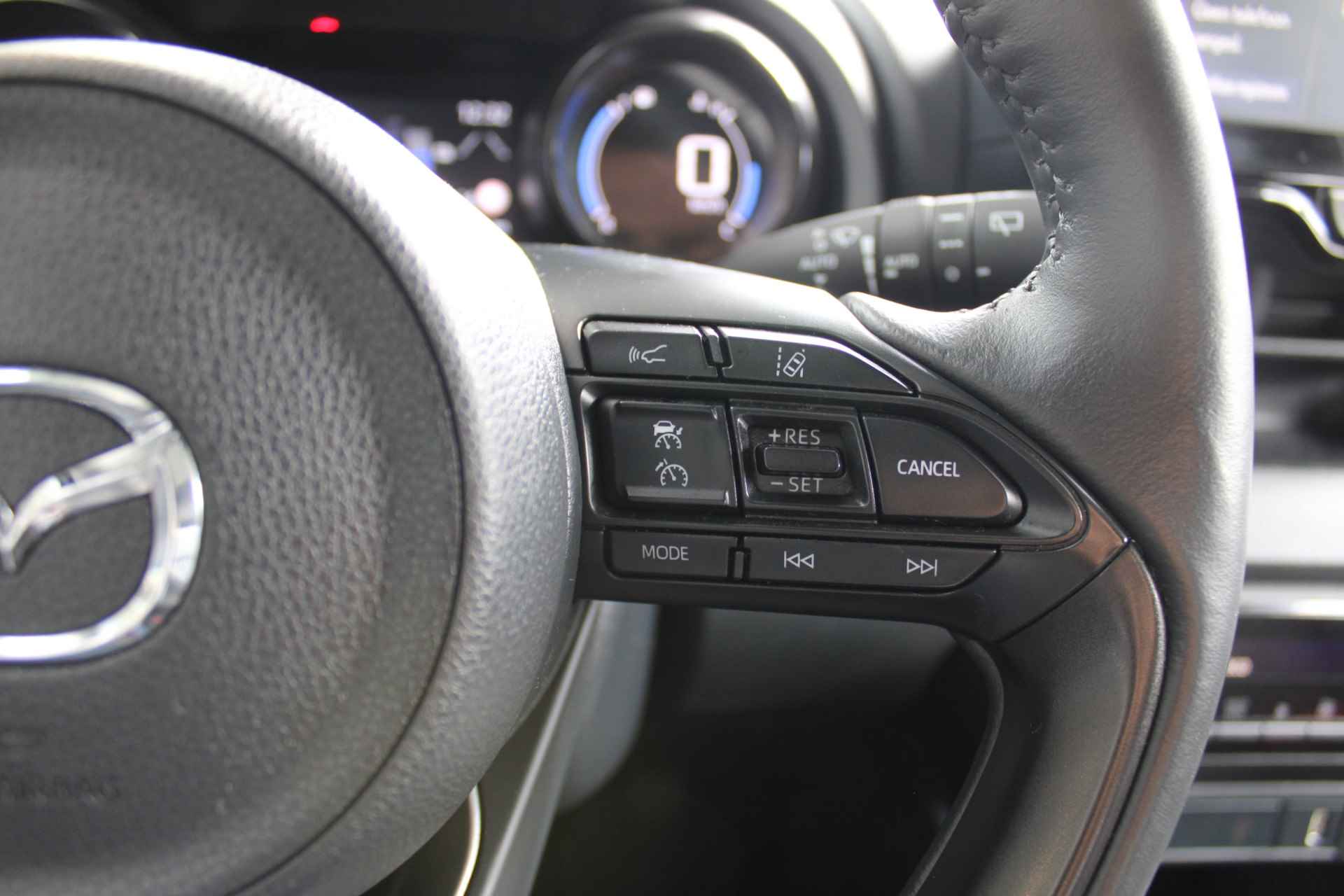 Mazda 2 Hybrid 1.5 Select | Panoramadak | Airco | Navi apple carplay / Android auto | Cruise | PDC | Head-up display | - 16/36
