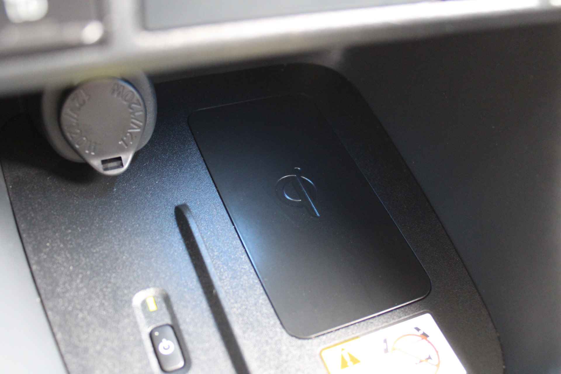 Mazda 2 Hybrid 1.5 Select | Panoramadak | Airco | Navi apple carplay / Android auto | Cruise | PDC | Head-up display | - 24/36