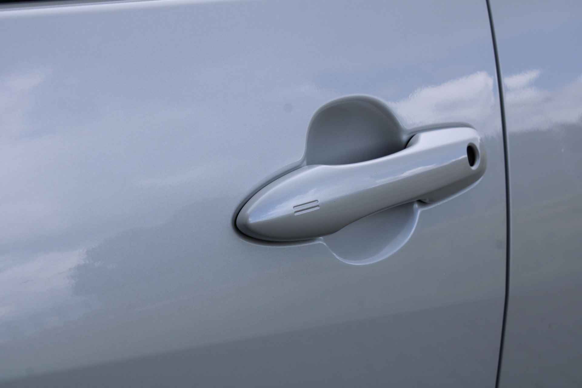 Mazda 2 Hybrid 1.5 Select | Panoramadak | Airco | Navi apple carplay / Android auto | Cruise | PDC | Head-up display | - 28/36