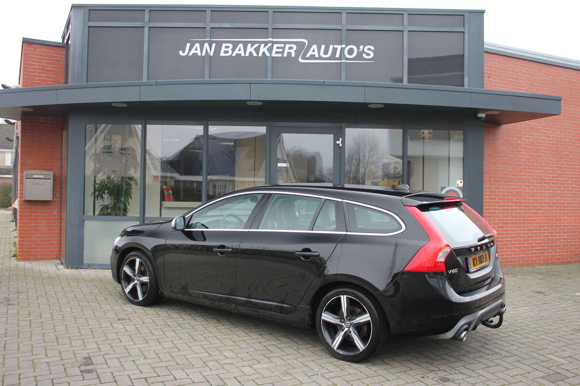 Volvo V60 2.0 D4 Business Sport ✅ R-Design ✅ Trekhaak ✅ | Xenon | 18inch - 3/15