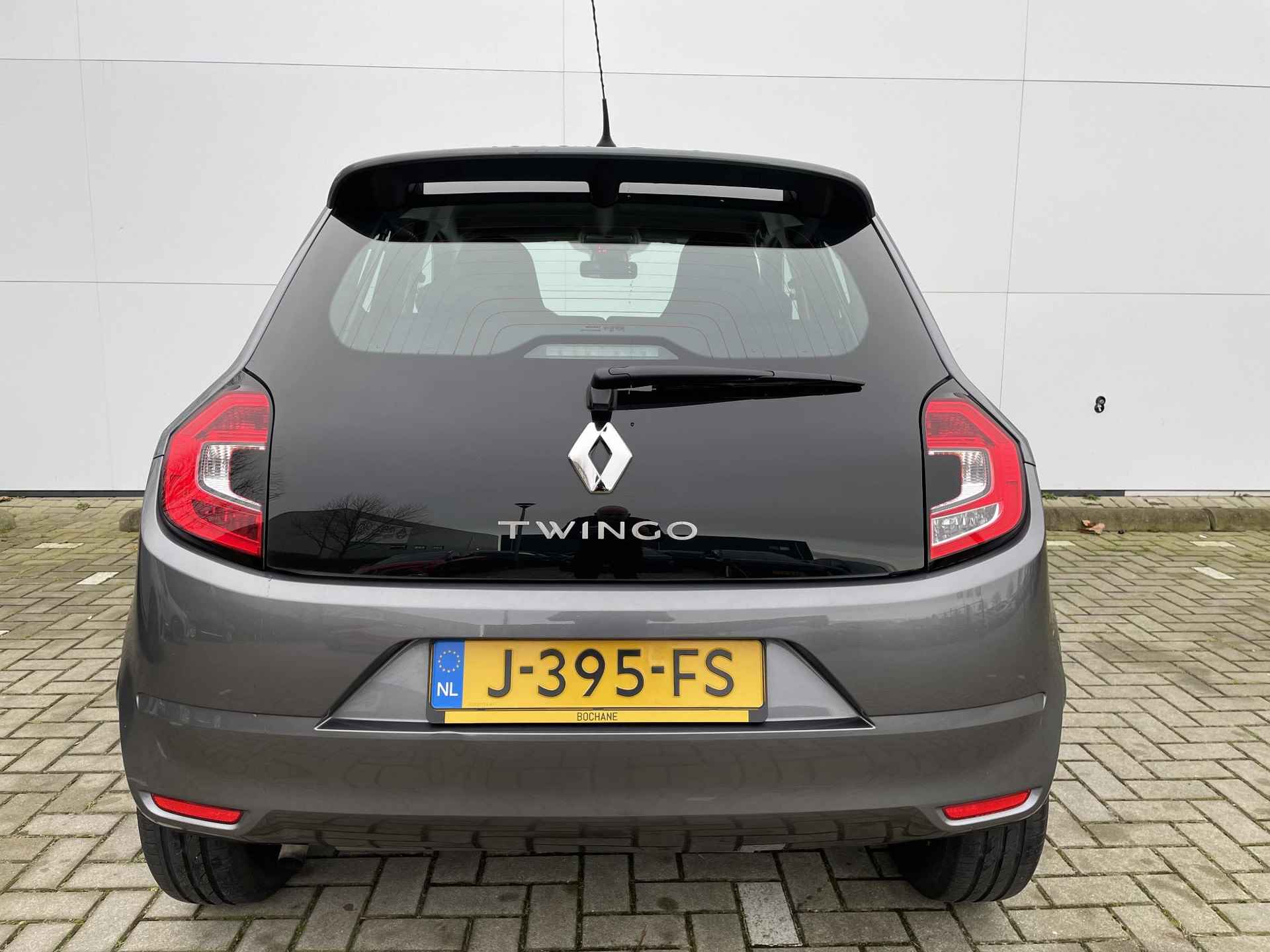 Renault Twingo 1.0 SCe Collection / 1e Eig / Slechts 15.000 km / - 11/23