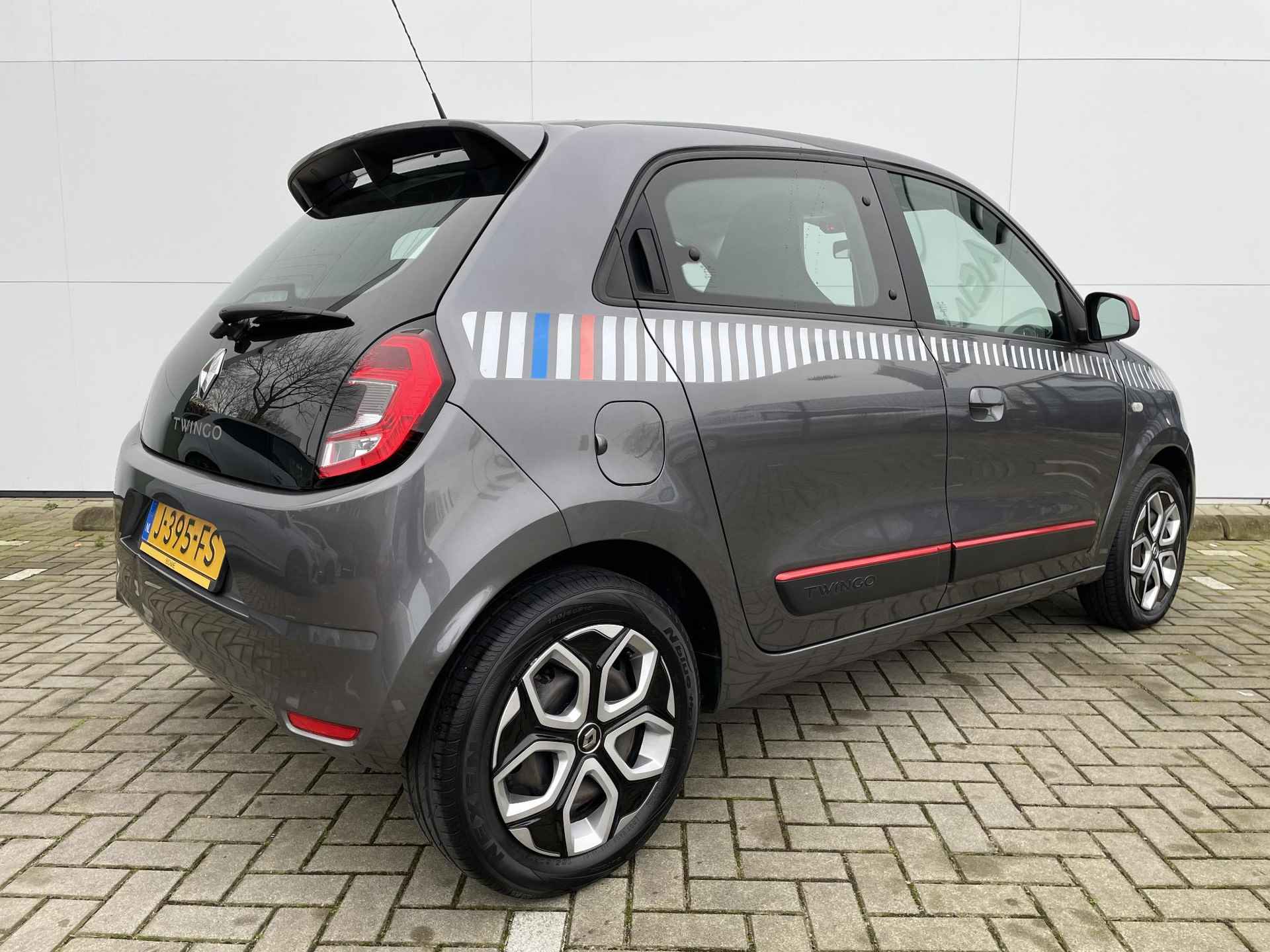 Renault Twingo 1.0 SCe Collection / 1e Eig / Slechts 15.000 km / - 20/23