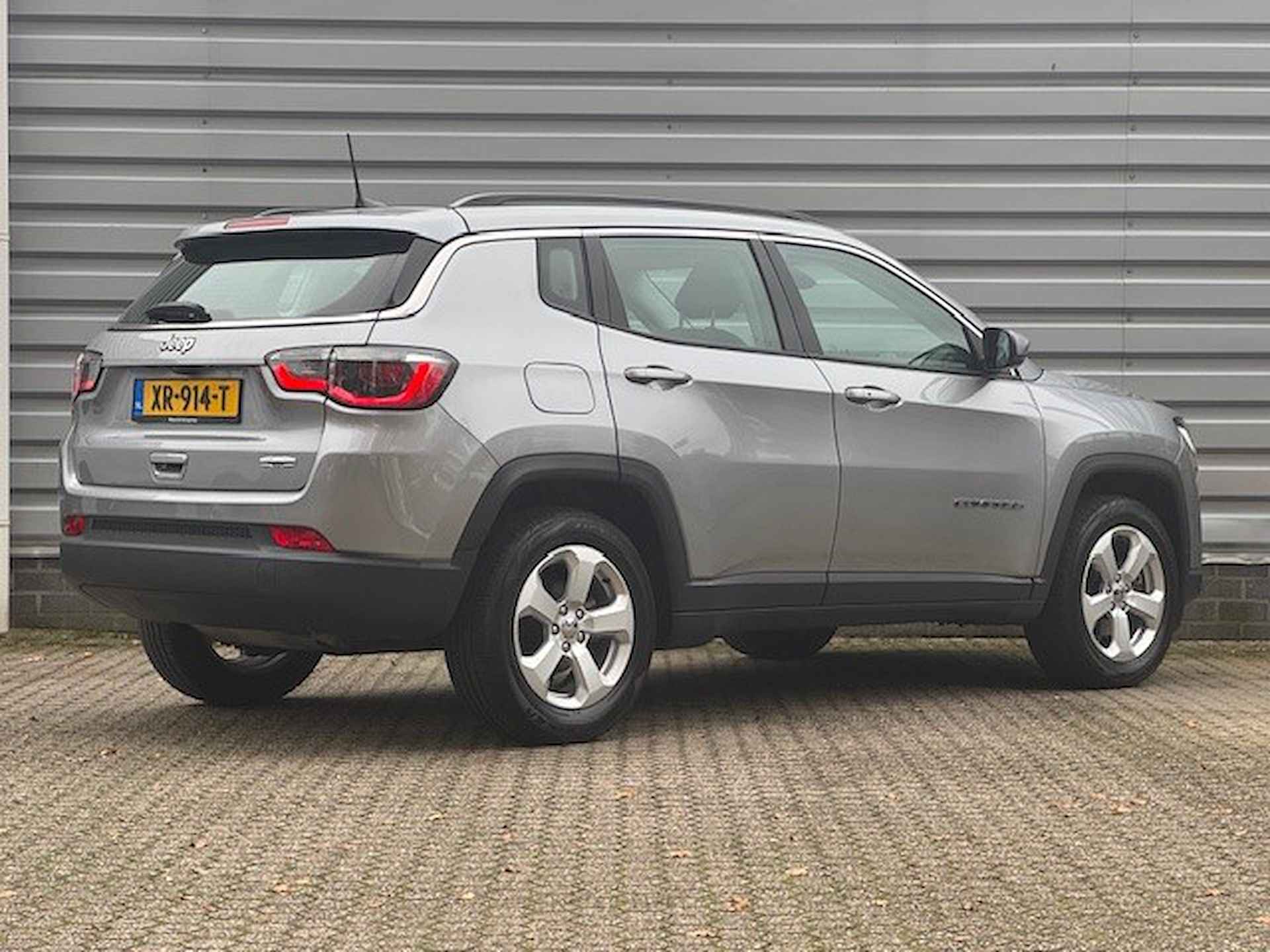 Jeep Compass 1.4 MultiAir 140pk Longitude | Navigatie | Camera | Climate Control | 17'' Lichtmetalen velgen | - 8/31