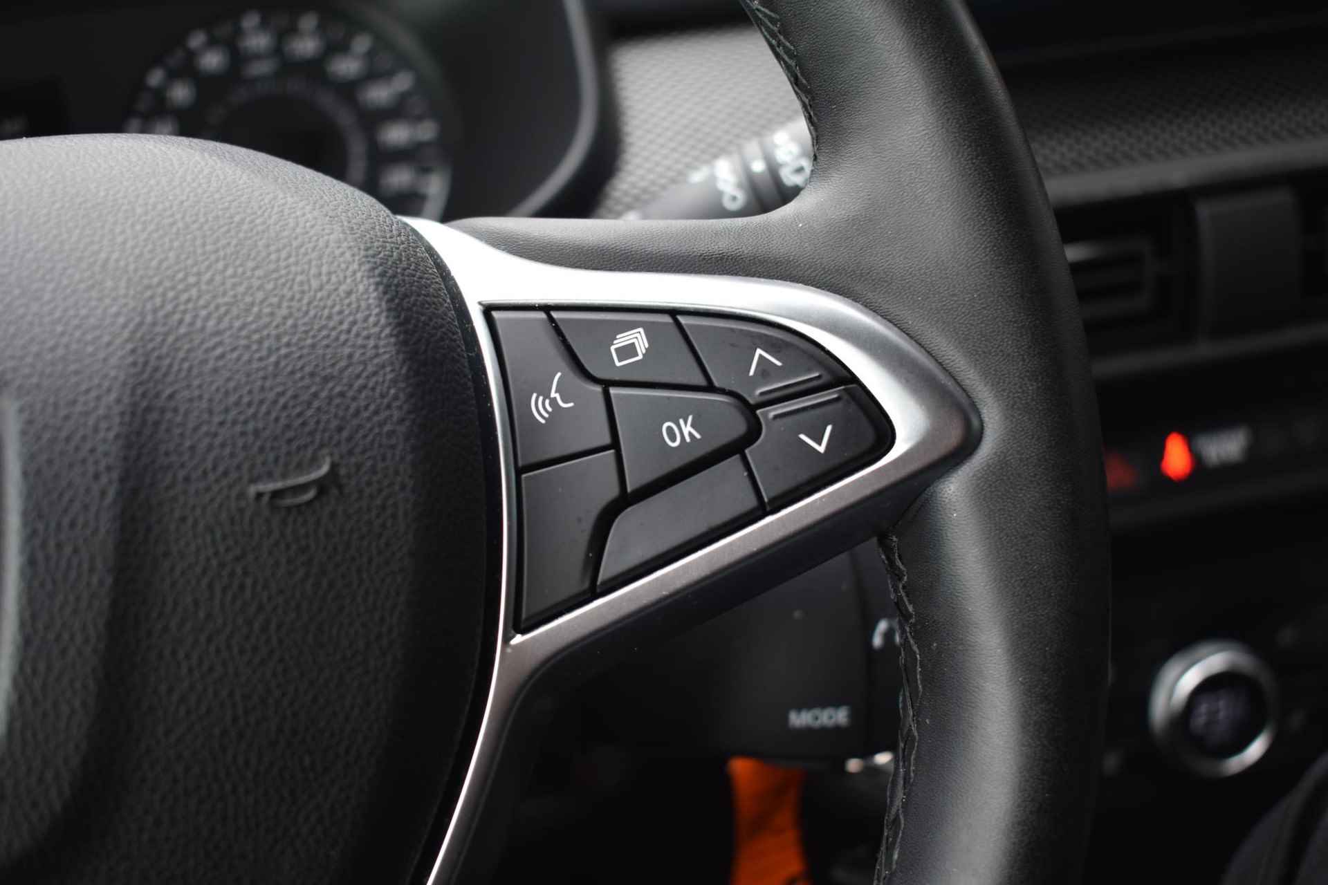Dacia Jogger 1.0 TCe Bi-Fuel Comfort 5p. 100pk | Achteruitrijcamera | Parkeersensoren | Carplay | Climate Control | 1e eigenaar - 30/37
