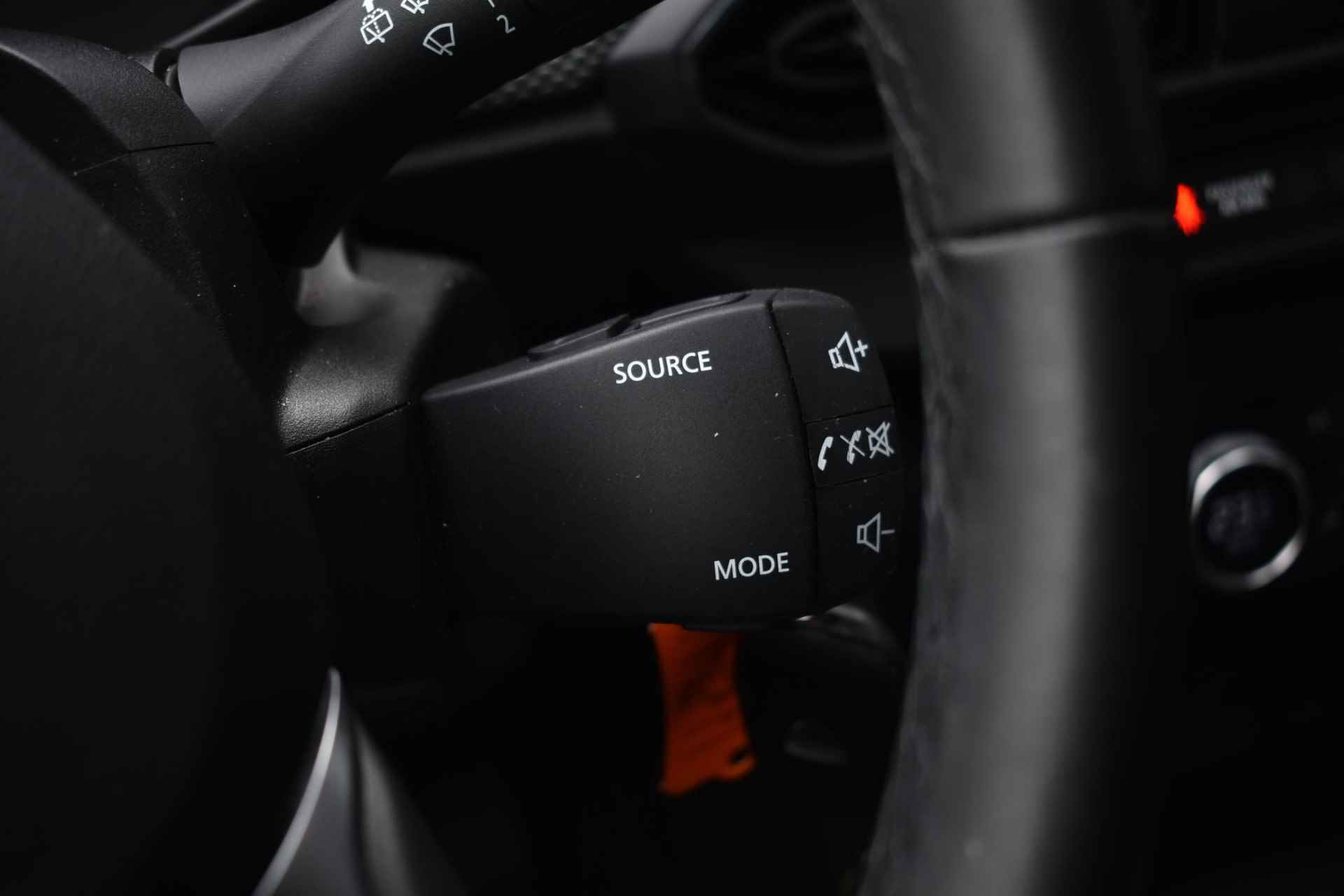 Dacia Jogger 1.0 TCe Bi-Fuel Comfort 5p. 100pk | Achteruitrijcamera | Parkeersensoren | Carplay | Climate Control | 1e eigenaar - 33/37
