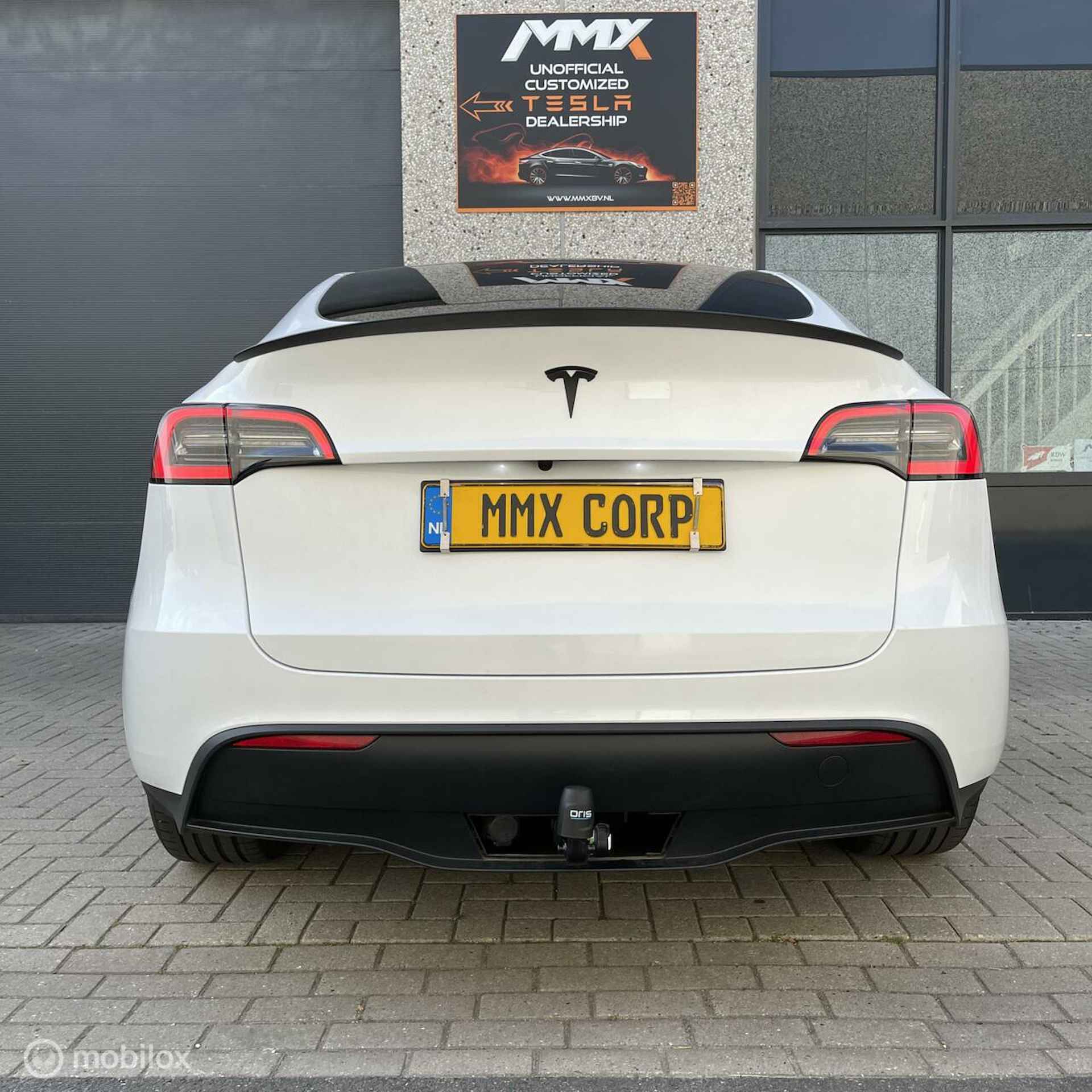 Tesla Model Y Wit 2023 TREKHAAK MMX PACK - 8/22