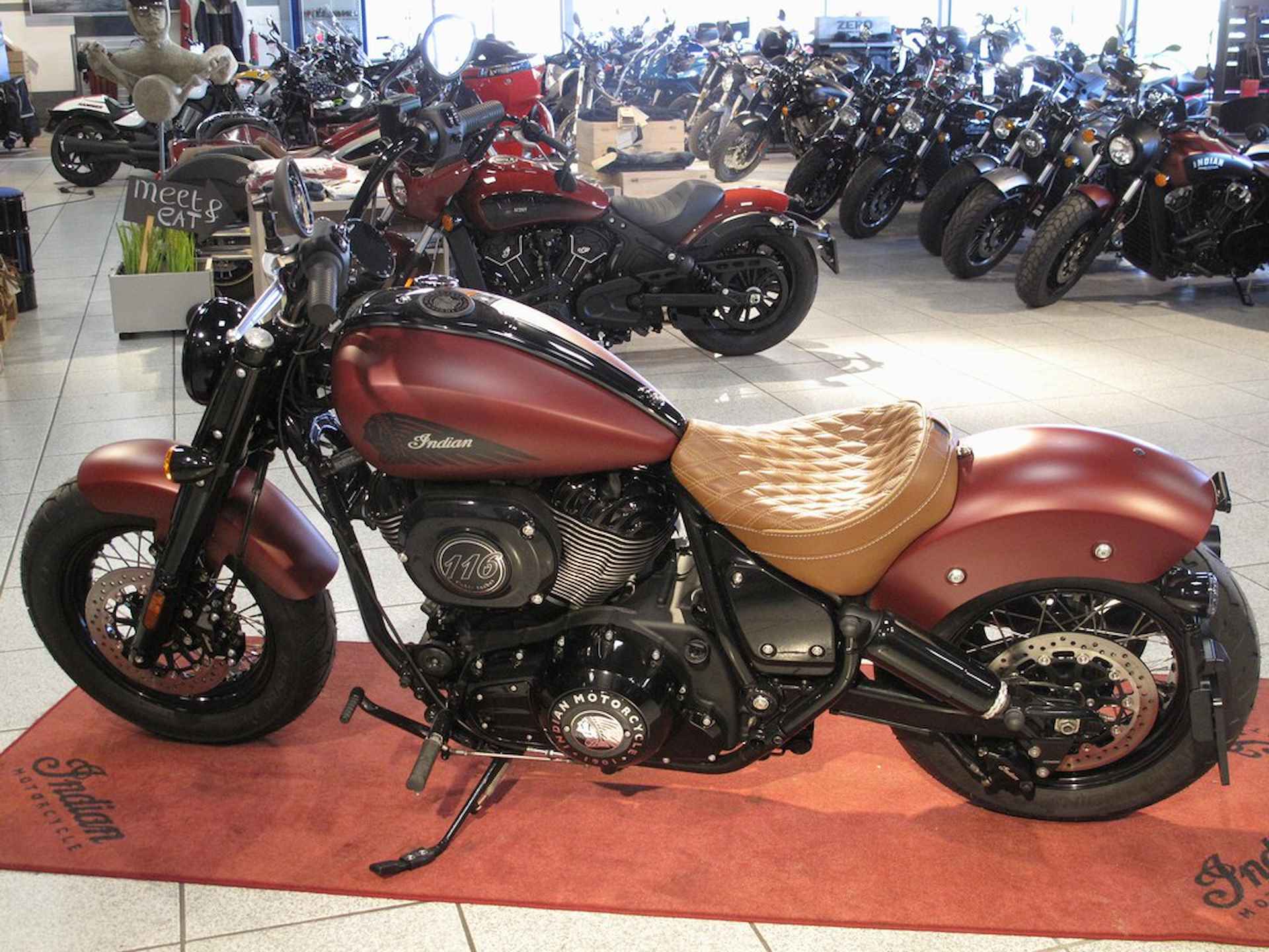 Indian Chief Bobber Dark Horse The official Indian Motorcycles Dealer! - 1/13